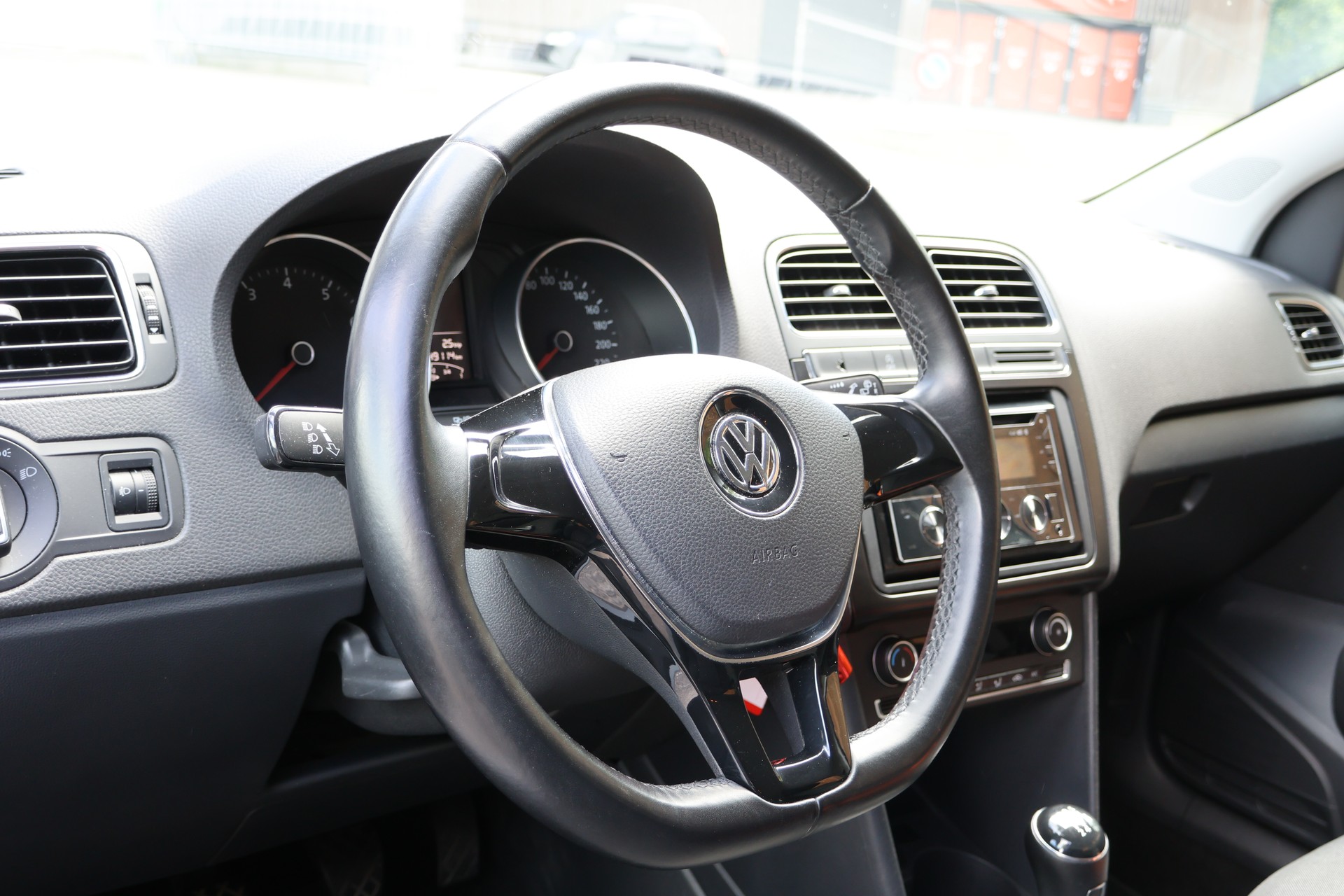 VW Polo 1.2 TSI BMT Trendline-image-4