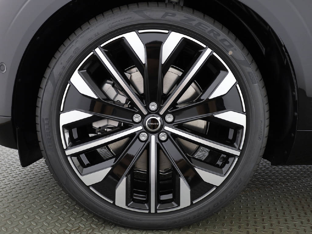 VOLVO XC60 2.0 T8 TE Ultra Bright eAWD-image-6