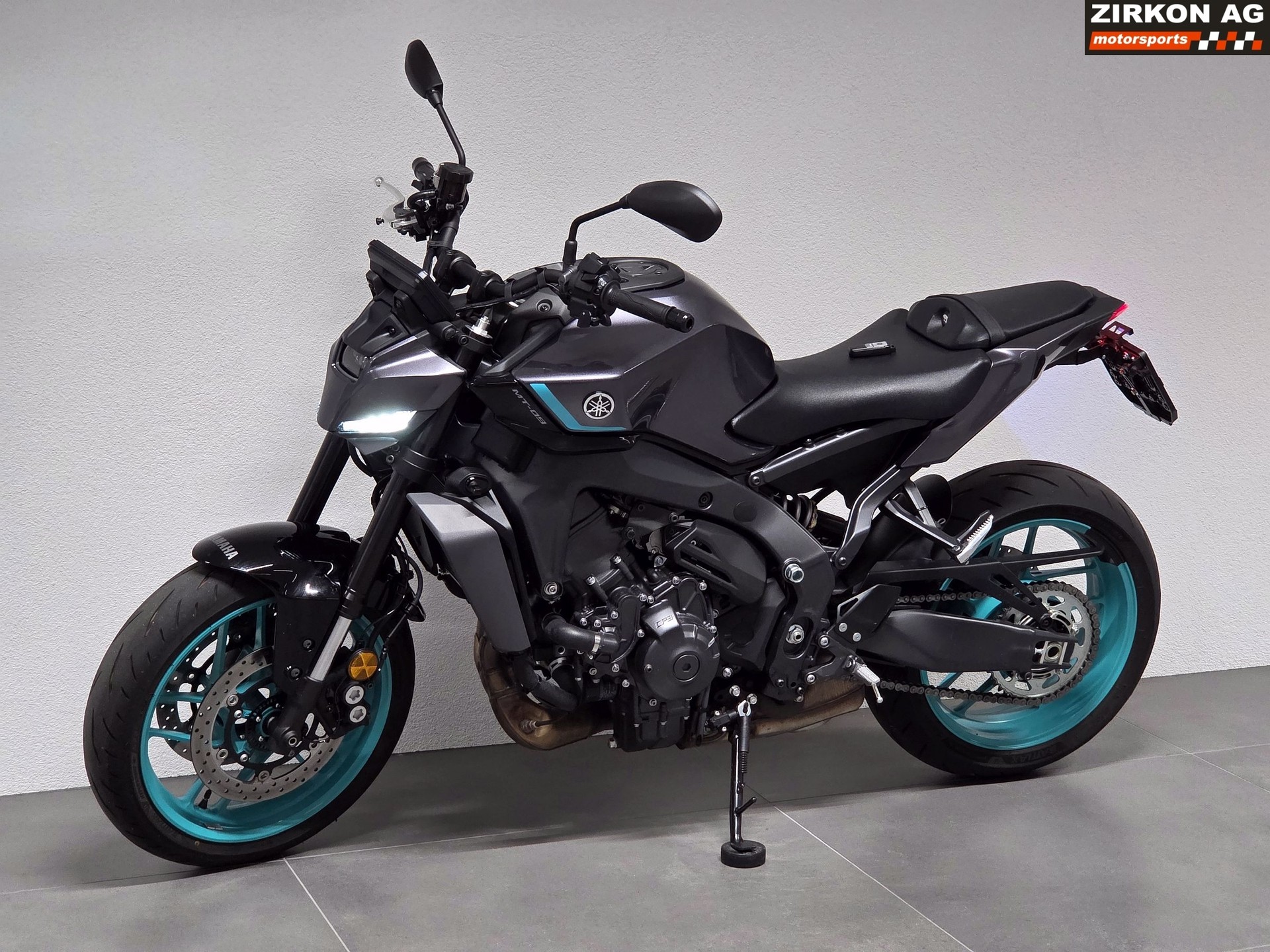 YAMAHA MT-09 Y-AMT-image-8