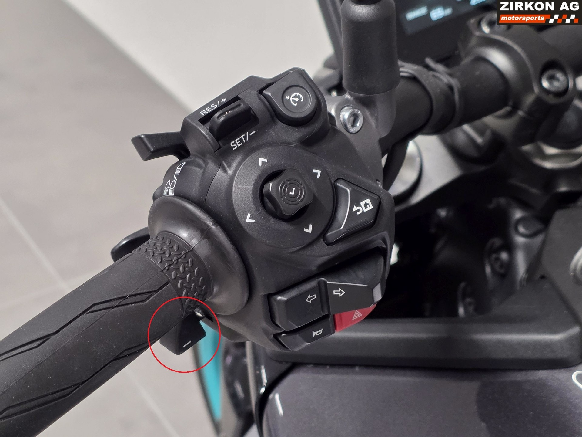 YAMAHA MT-09 Y-AMT-image-13