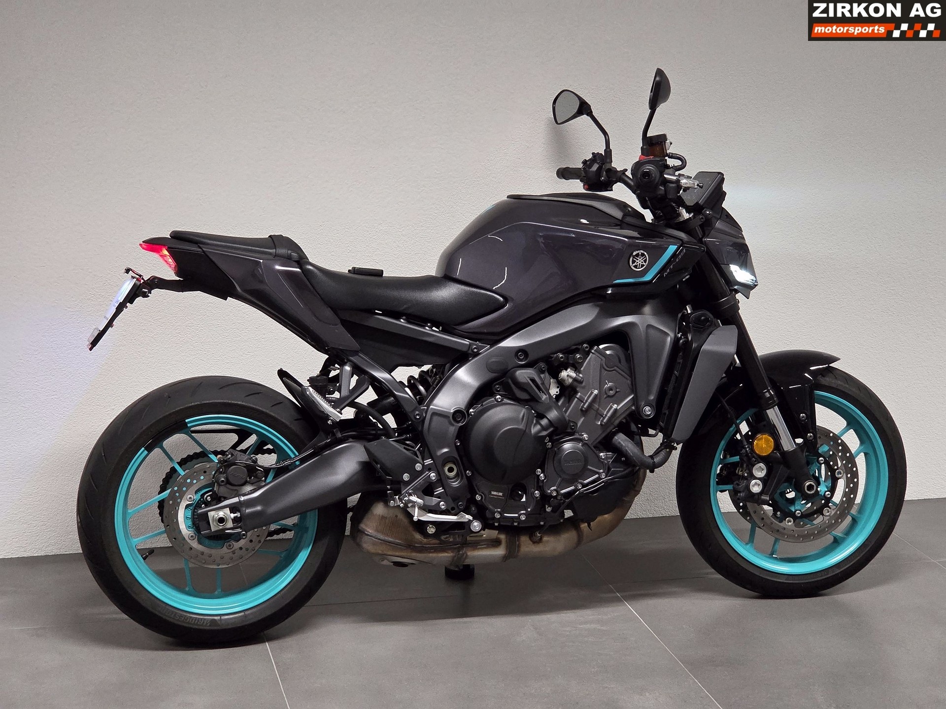 YAMAHA MT-09 Y-AMT-image-4