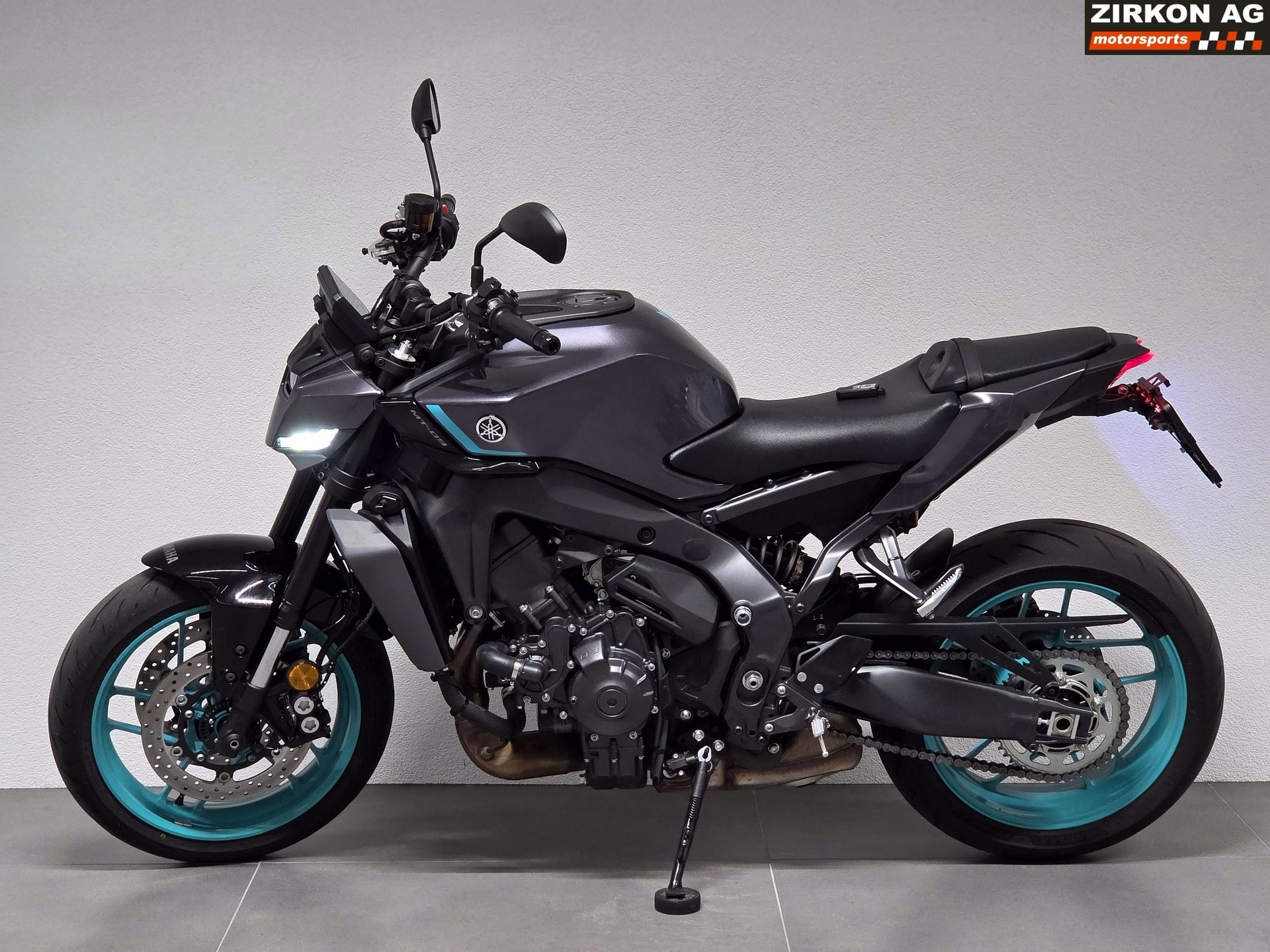YAMAHA MT-09 Y-AMT-image-9