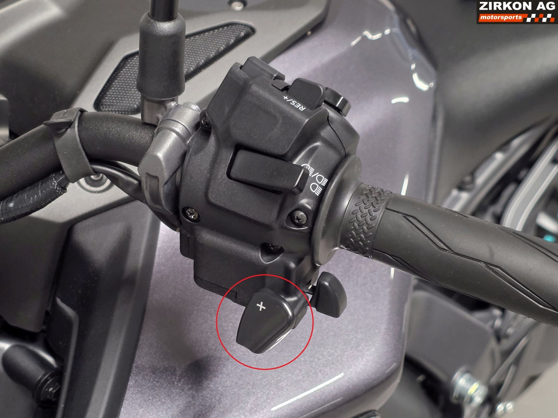 YAMAHA MT-09 Y-AMT-image-14