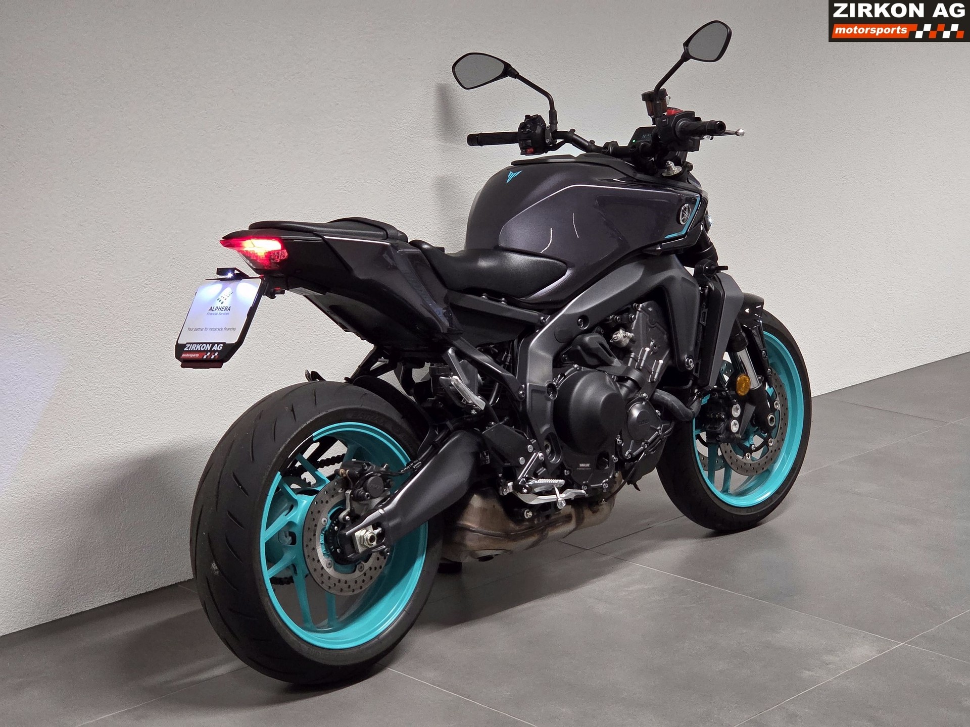 YAMAHA MT-09 Y-AMT-image-6