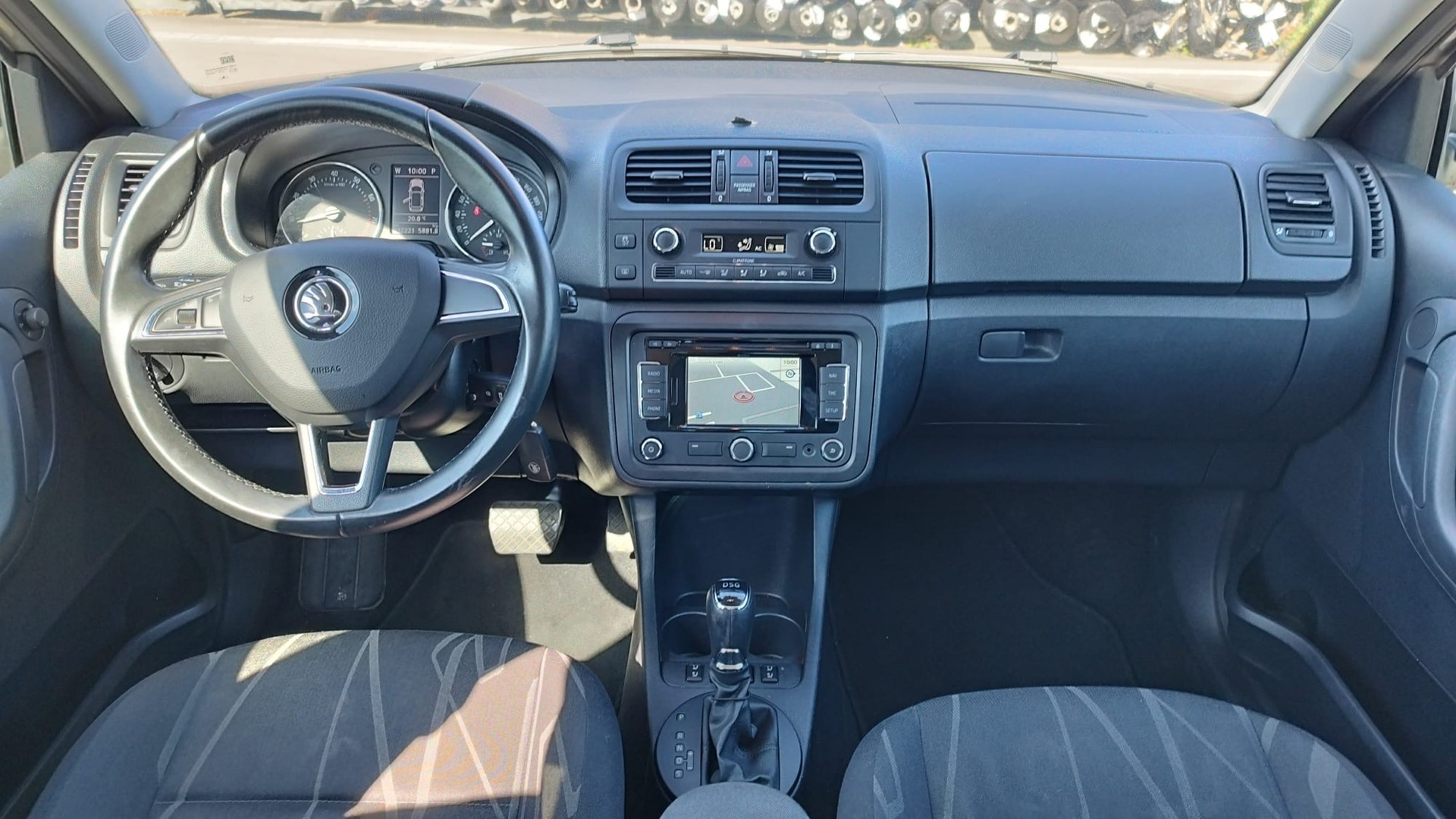SKODA Fabia 1.2 TSI Fresh DSG-image-8