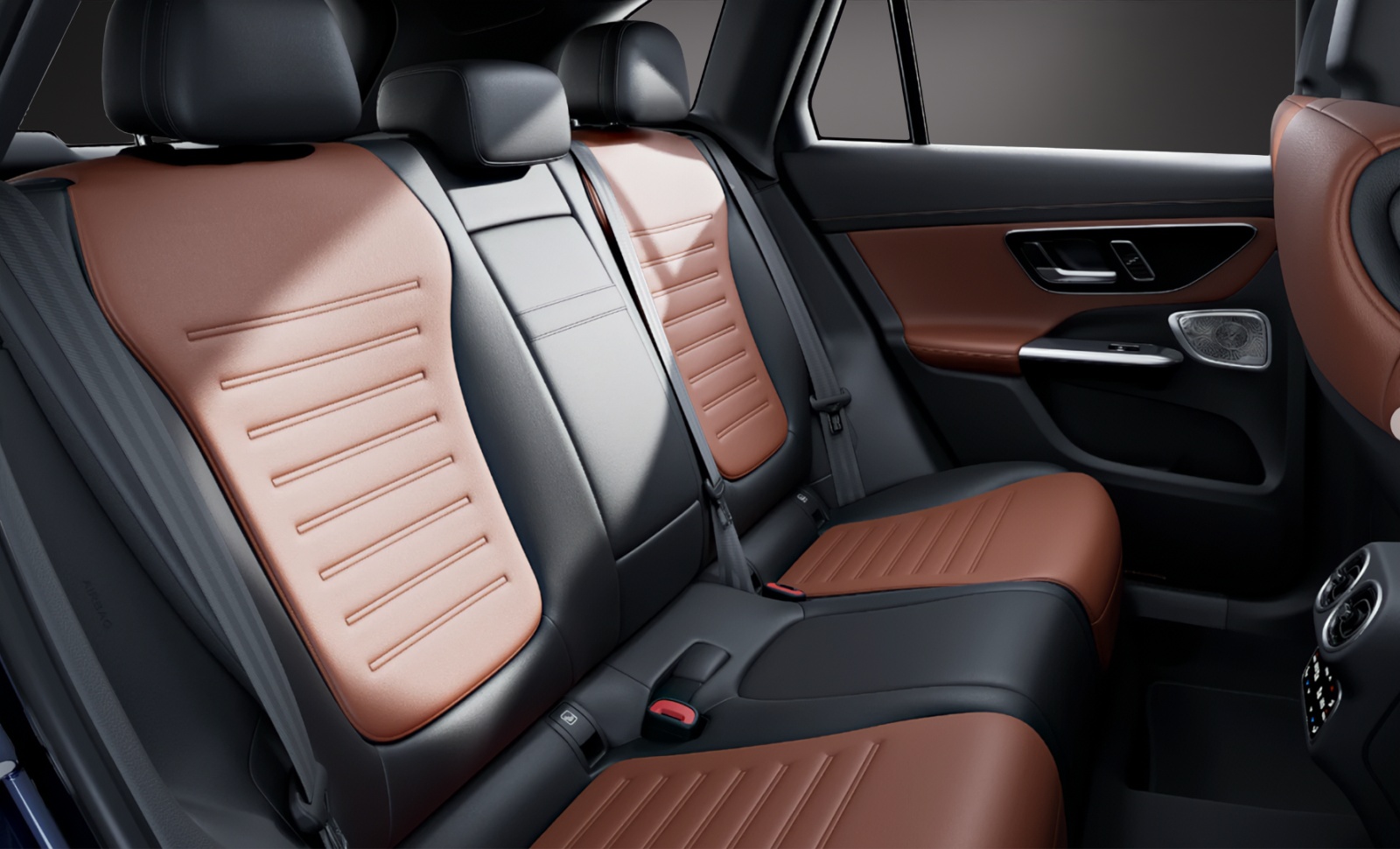 MERCEDES-BENZ GLC 300 e 4Matic 9G-Tronic-image-9