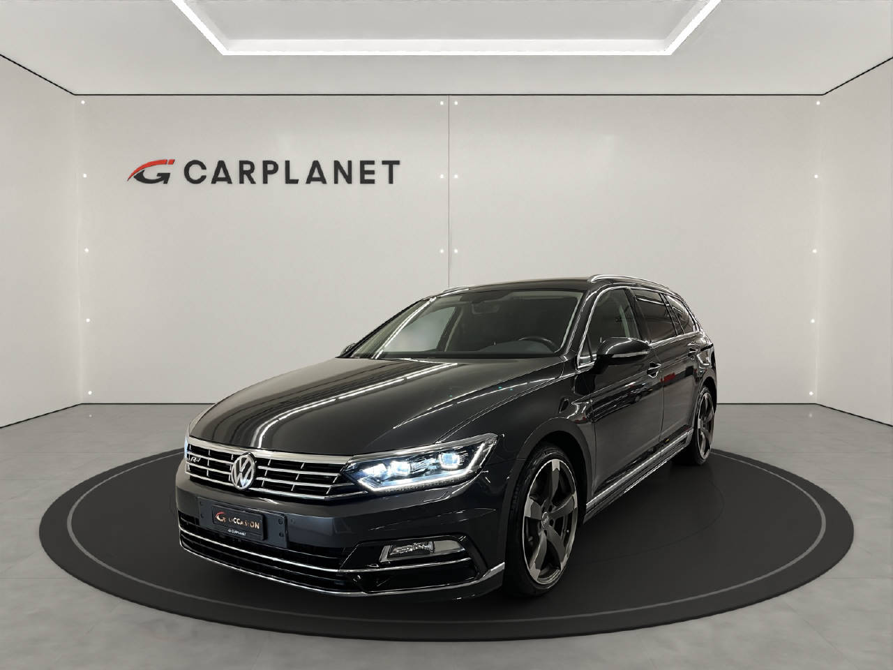 VW Passat Variant 2.0 TSI Highline DSG 4m-image-0