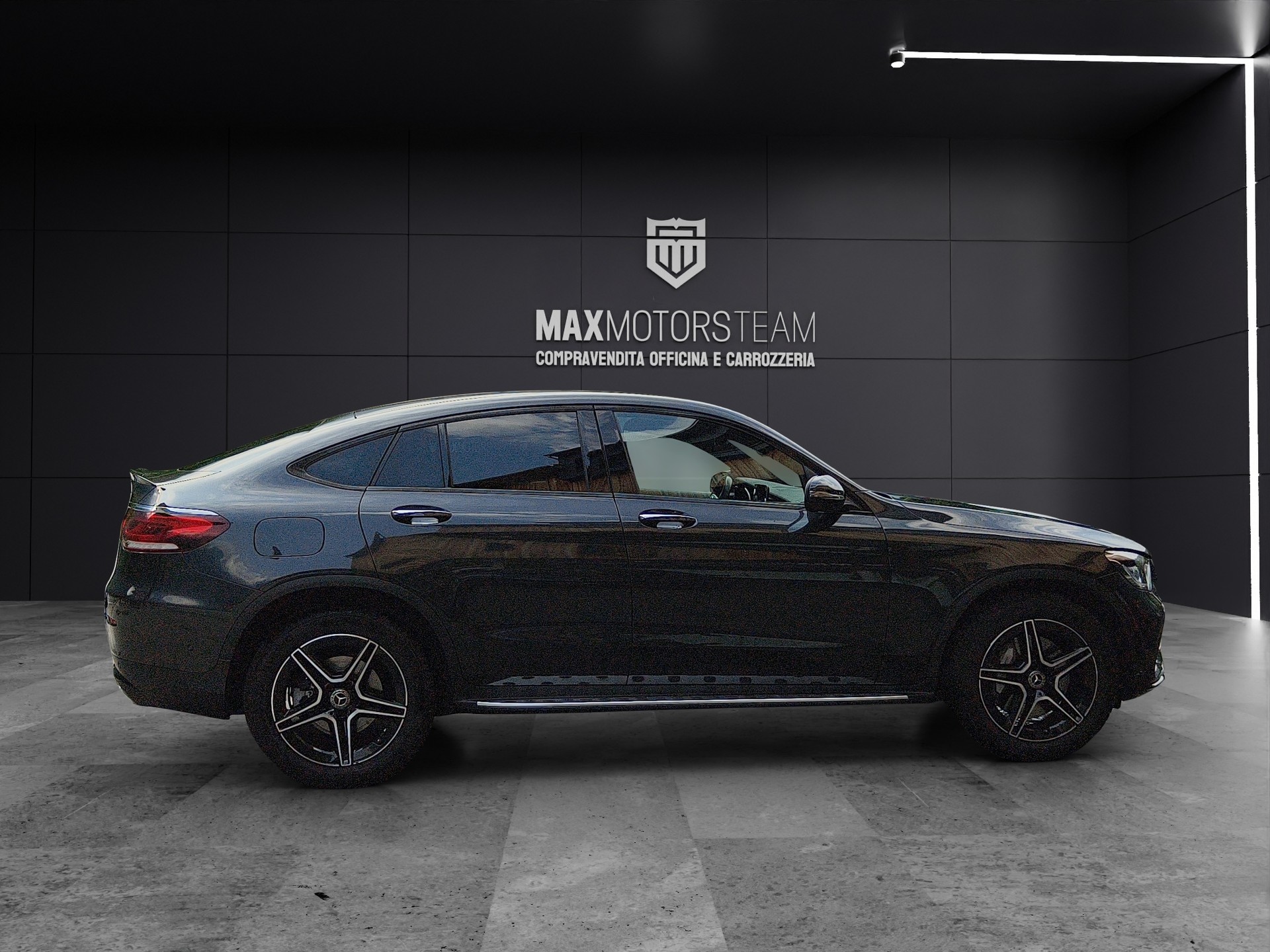 MERCEDES-BENZ GLC Coupé 200 AMG Line Plus 4Matic 9G-Tronic-image-3