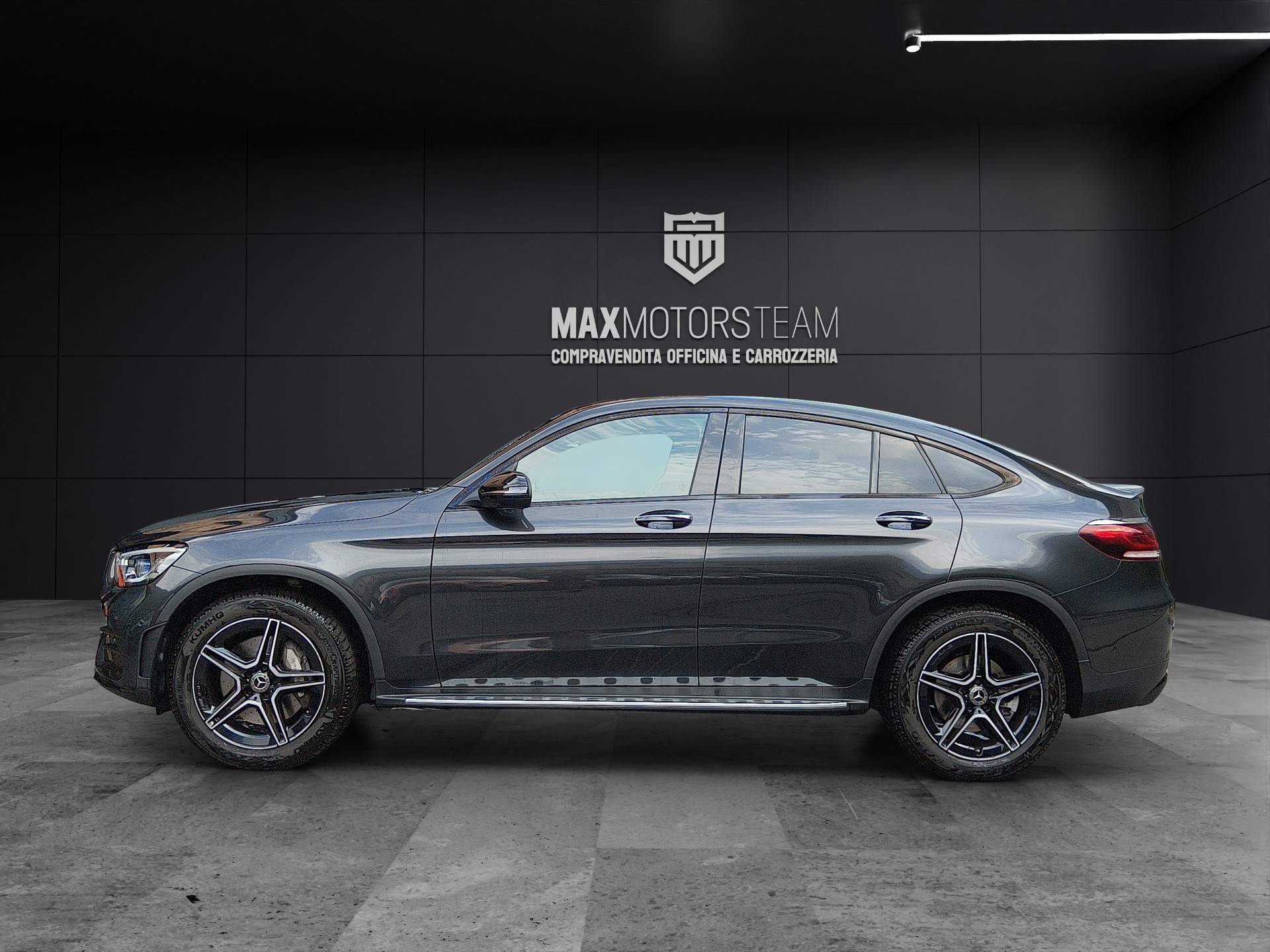 MERCEDES-BENZ GLC Coupé 200 AMG Line Plus 4Matic 9G-Tronic-image-2