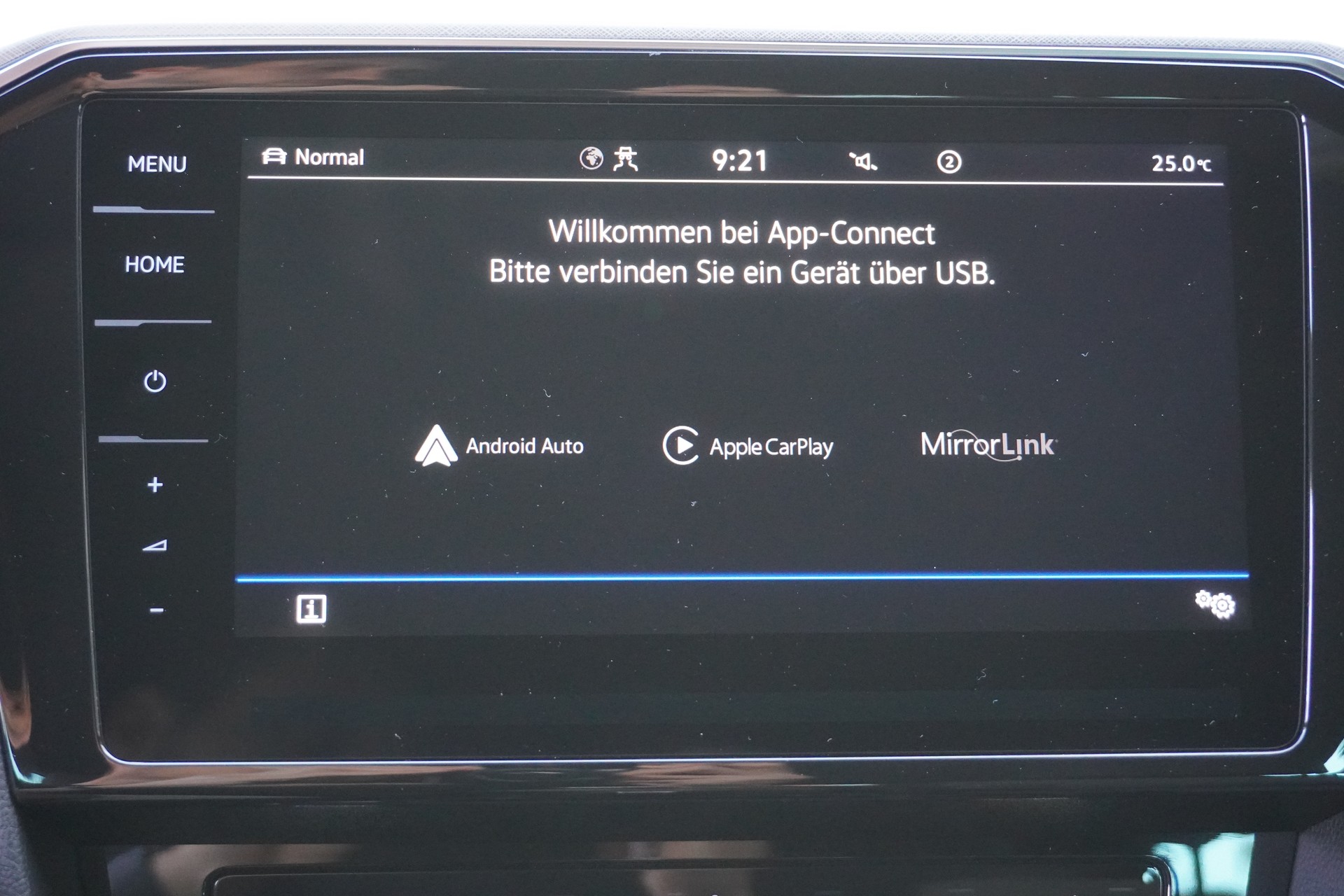VW Passat 2.0 TDI BMT Business DSG-image-24