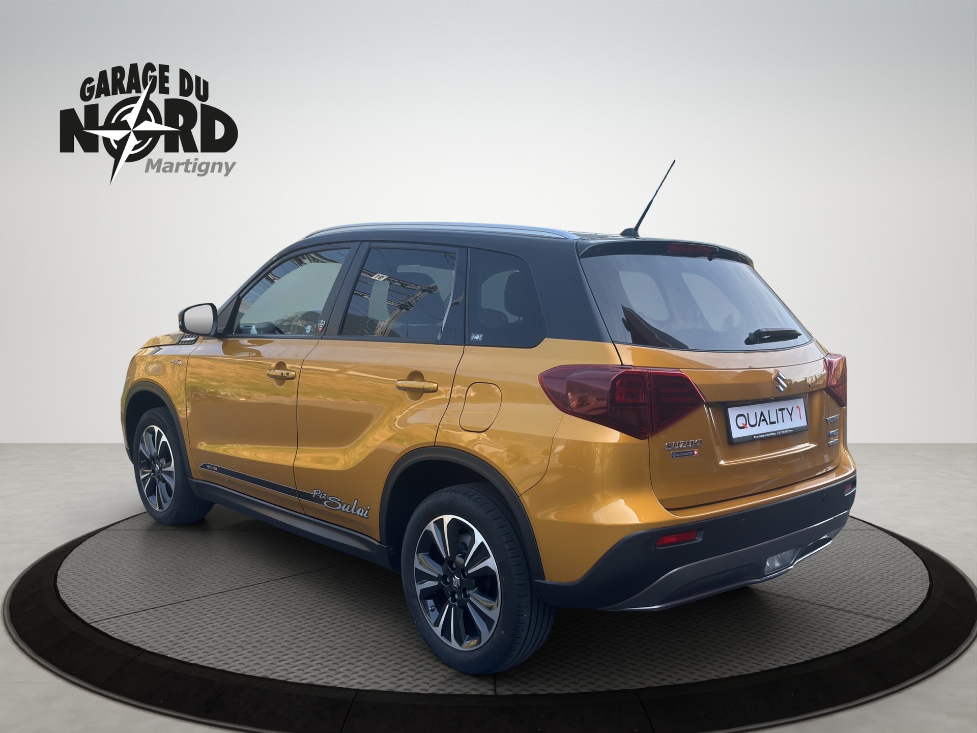 SUZUKI Vitara 1.4 Boosterjet Piz Sulai Top Hybrid Automatic-image-3