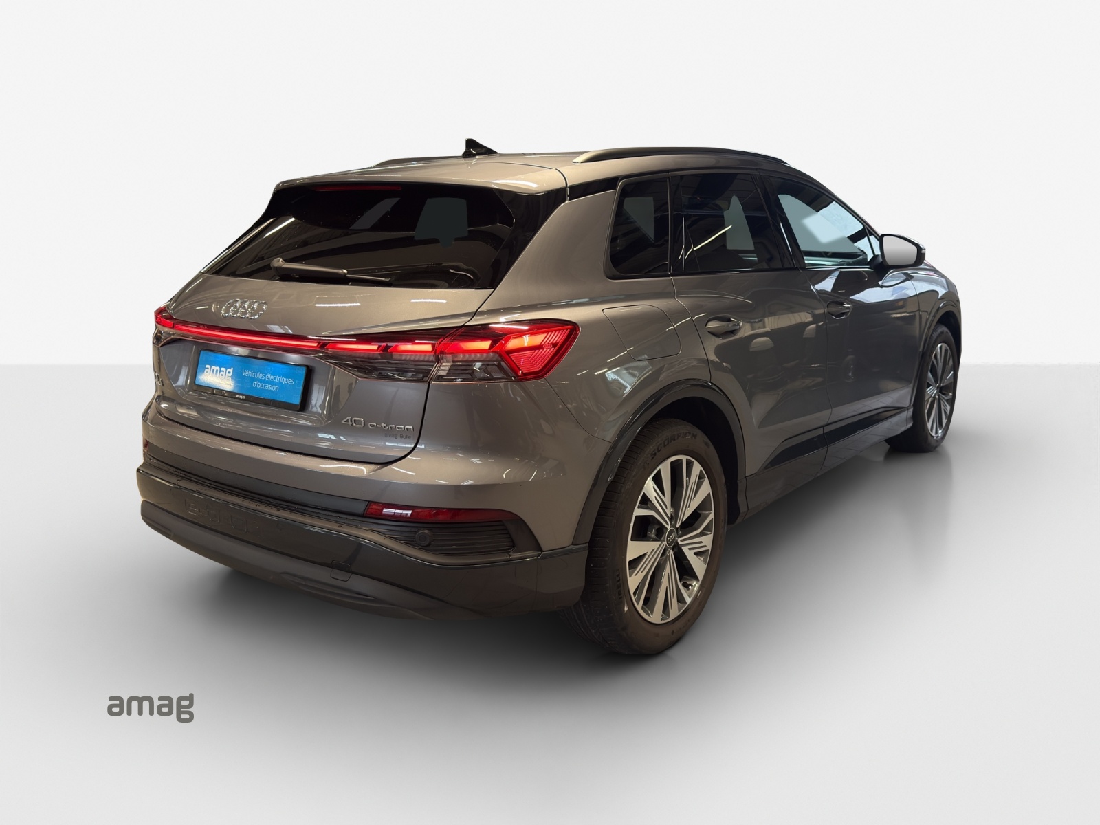 AUDI Q4 e-tron 40-image-4