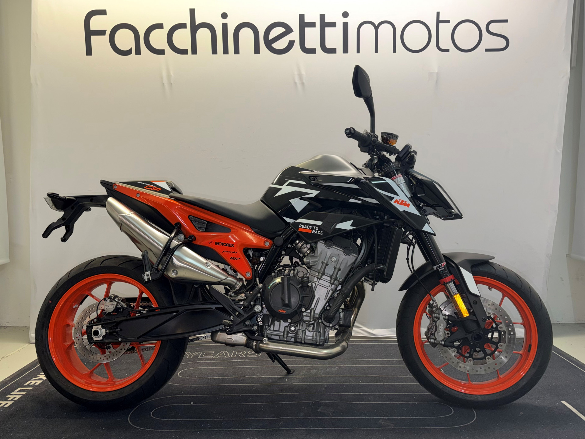 KTM 890 Duke GP KTM 890 DUKE GP NEUVE