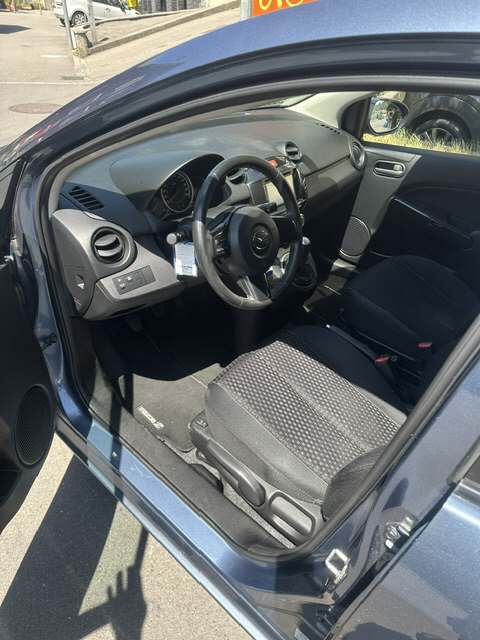 MAZDA 2 1.3 84 MZR Suisse Edition+-showroom-element-3