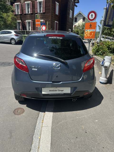 MAZDA 2 1.3 84 MZR Suisse Edition+-image-8
