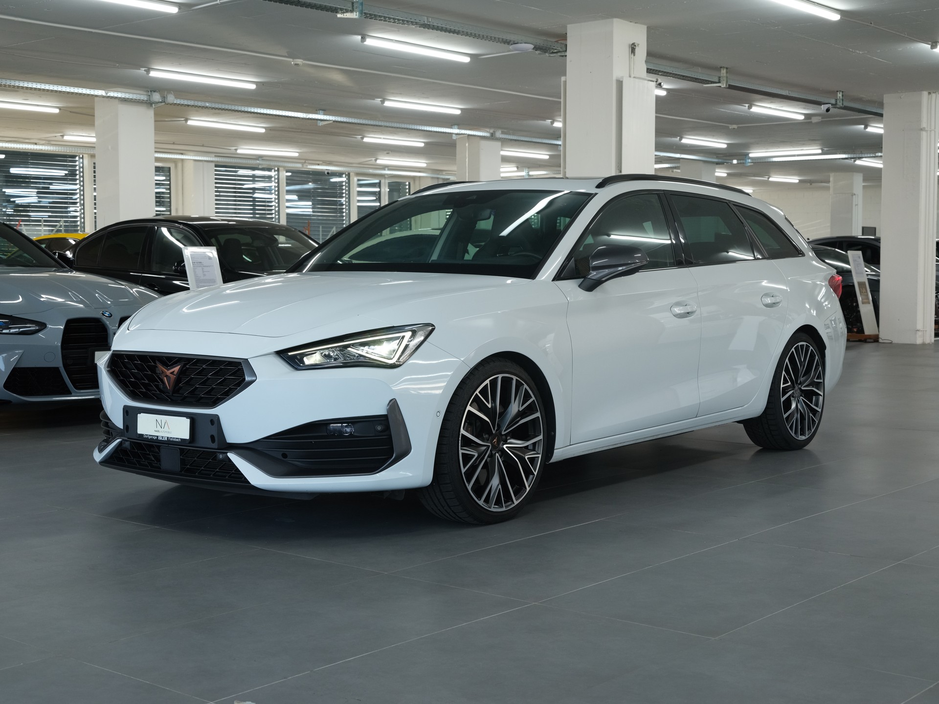 CUPRA LEON ST 2.0 TSI VZ DSG 4Drive *Panorama* *CarPlay* *Rückfahrkamera*-image-5