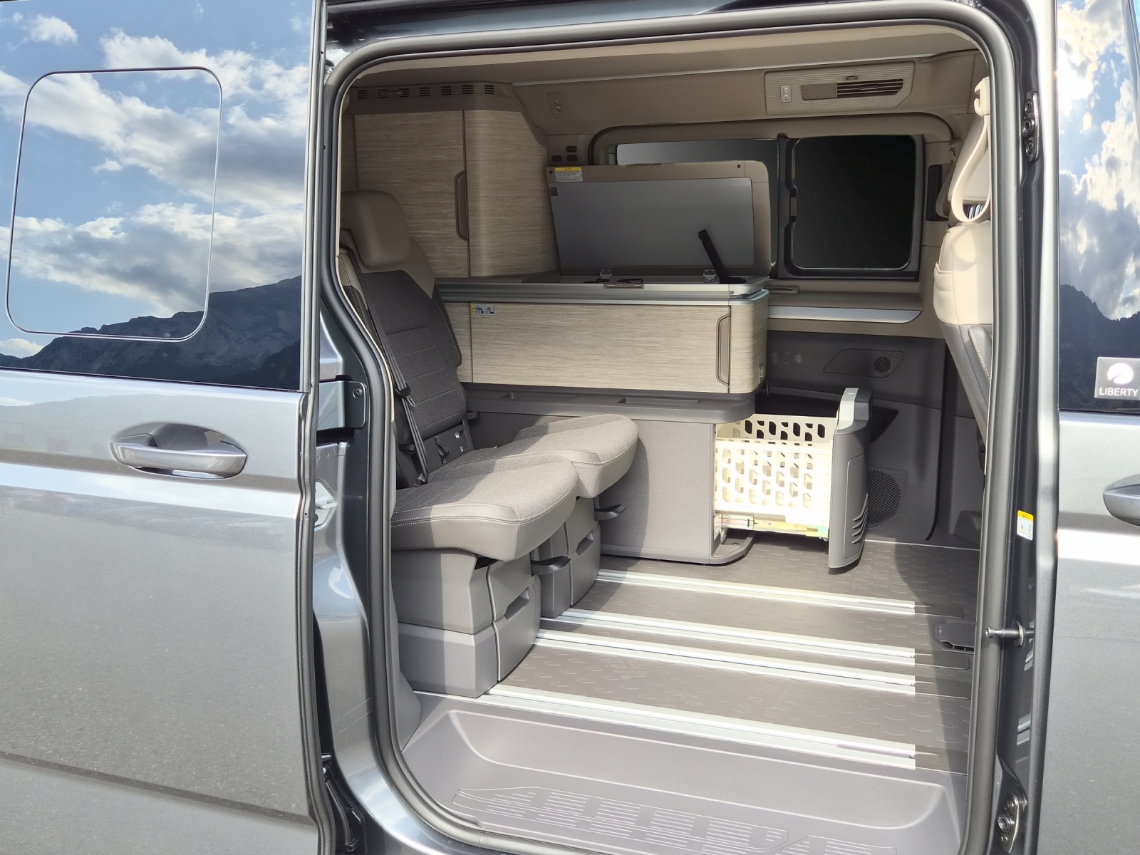 VW California eHybrid Ocean Liberty 4Motion-image-7
