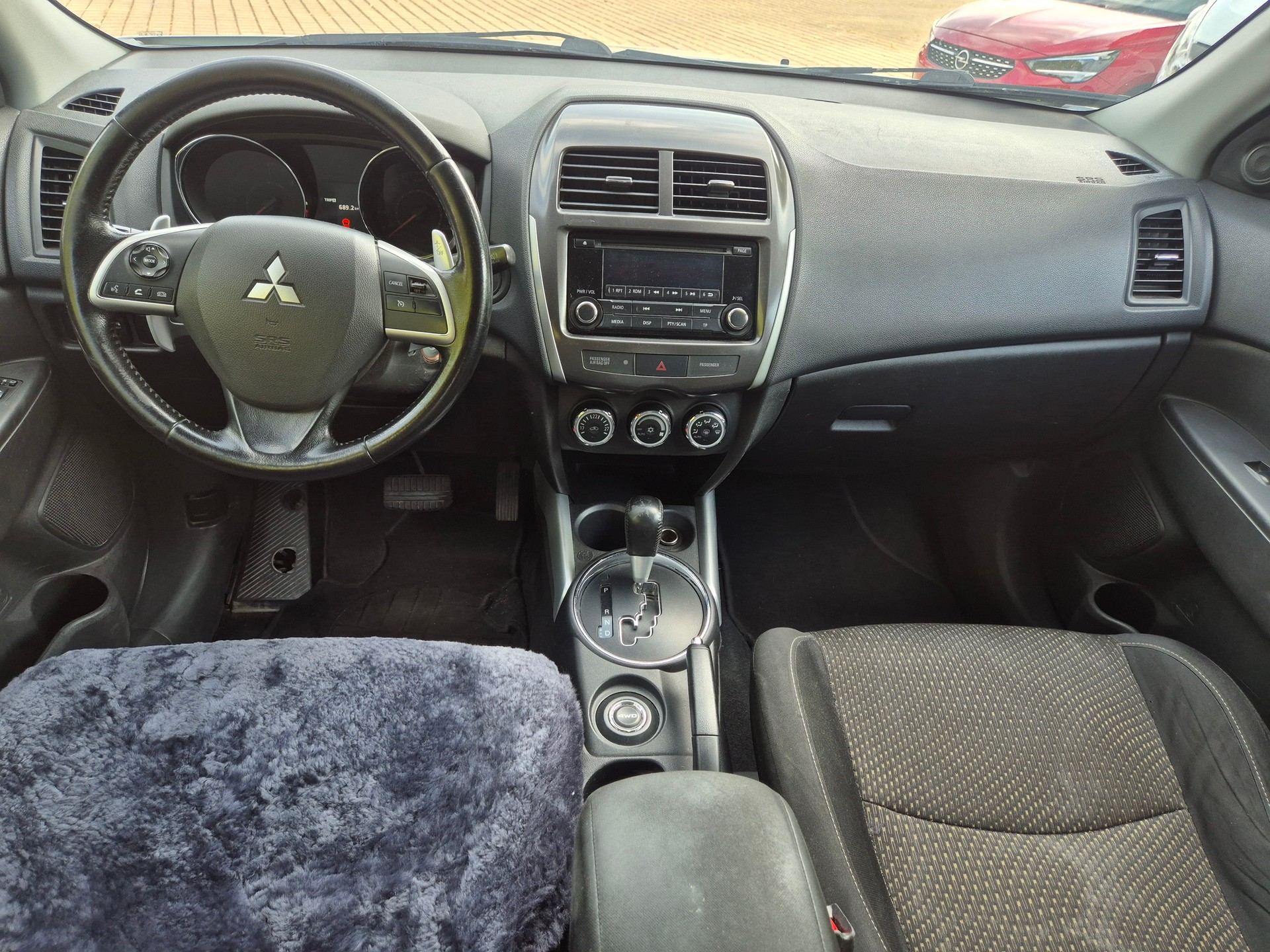 MITSUBISHI ASX 2.2 DID Navigator 4WD Automatic-image-9