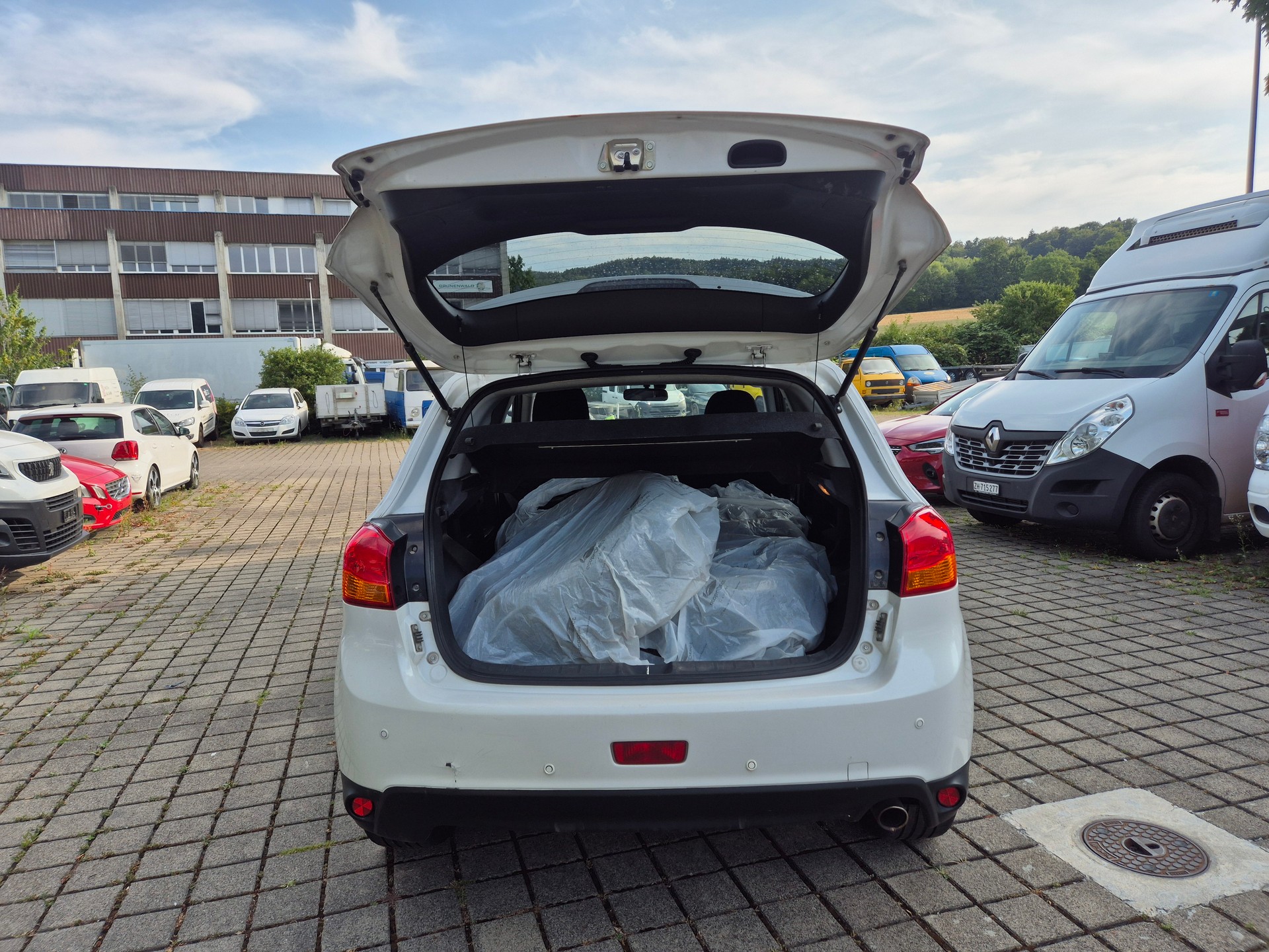 MITSUBISHI ASX 2.2 DID Navigator 4WD Automatic-image-8