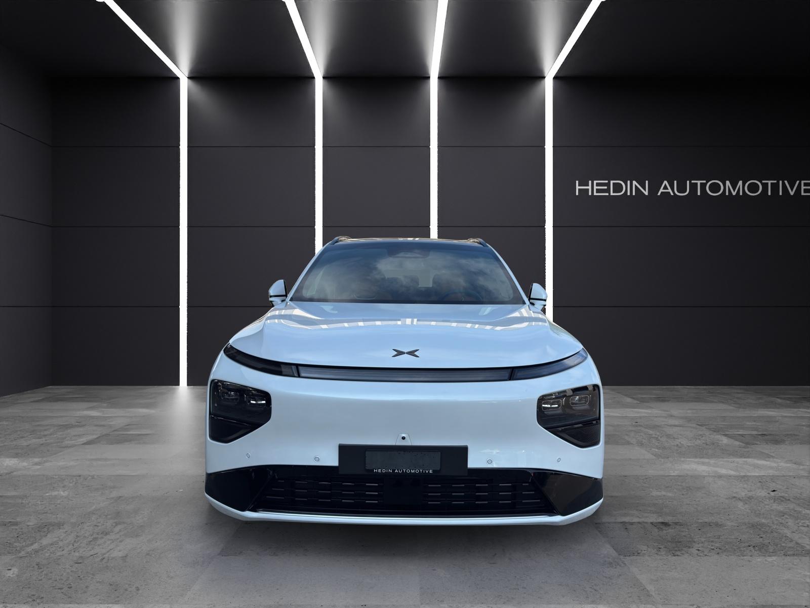 XPENG G9 Performance AWD-image-1