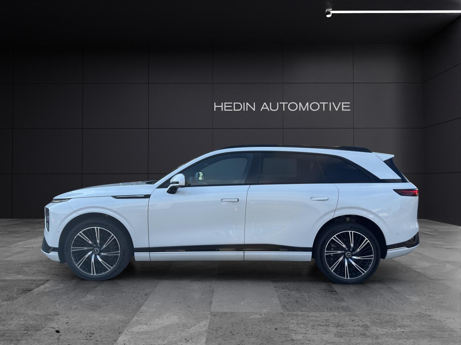 XPENG G9 Performance AWD-image-2