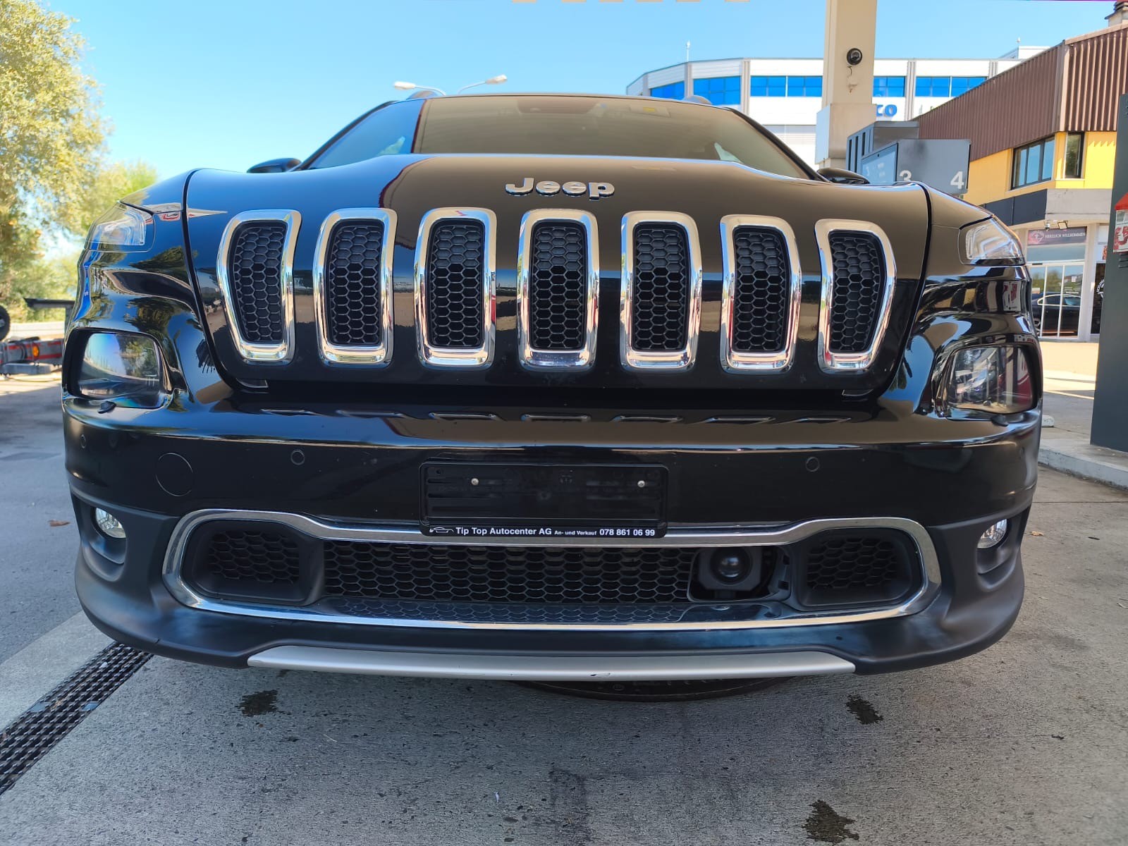 JEEP Cherokee 2.2TD Limited AWD 9ATX-showroom-element-2