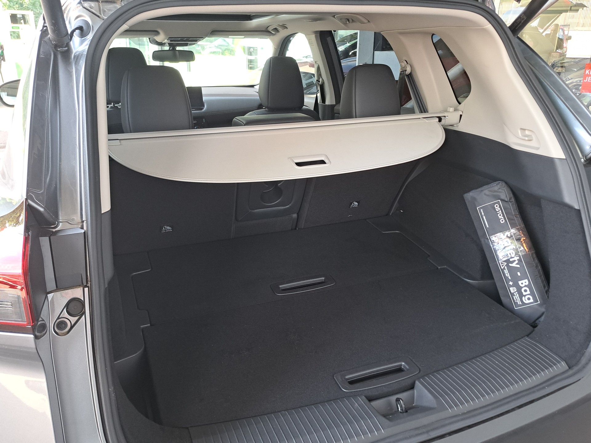 NISSAN X-Trail 1.5 VC-T e-Power 4WD Tekna-image-13