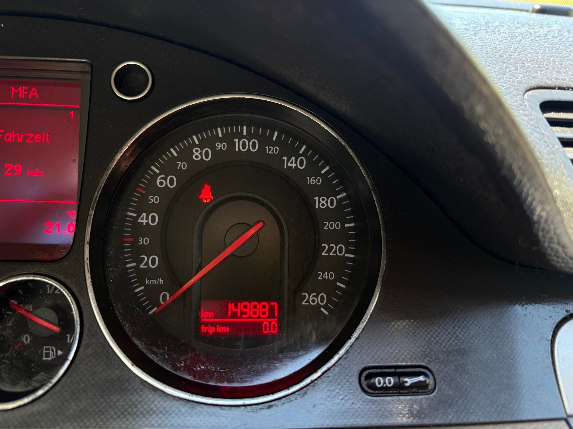 VW Passat 2.0 TDI Trendline-image-4
