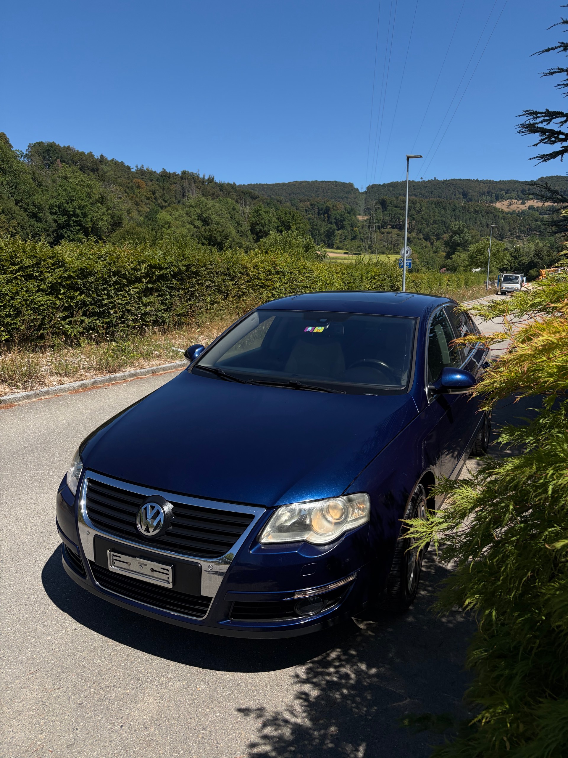 VW Passat 2.0 TDI Trendline-image-1