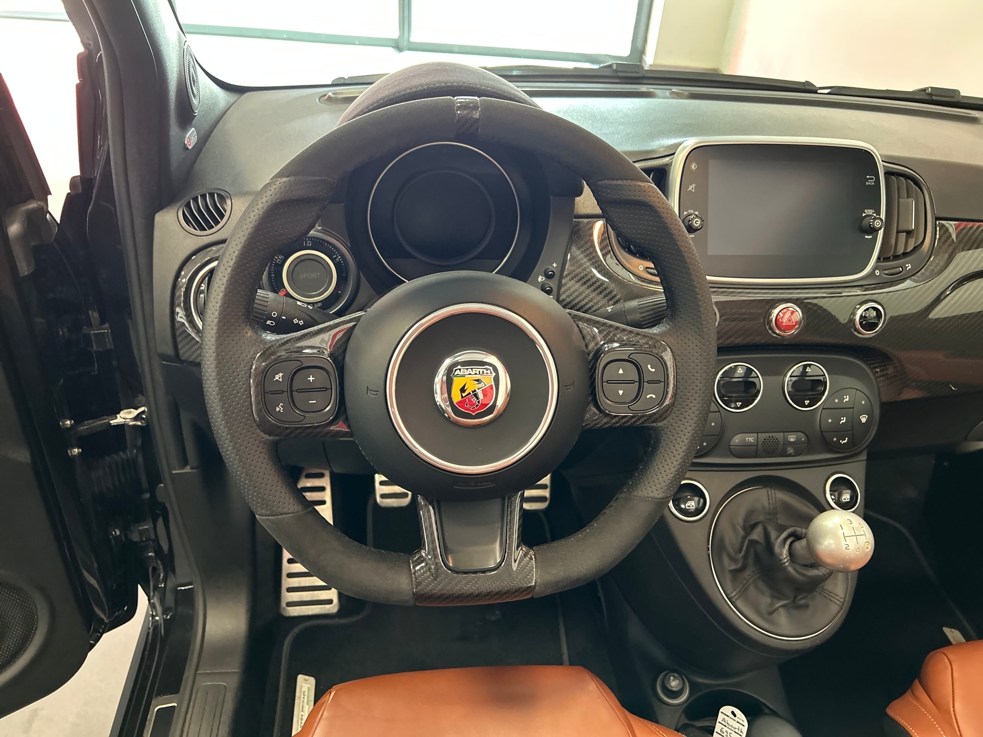 FIAT 595C 1.4 16V Turbo Abarth Competizione-image-17