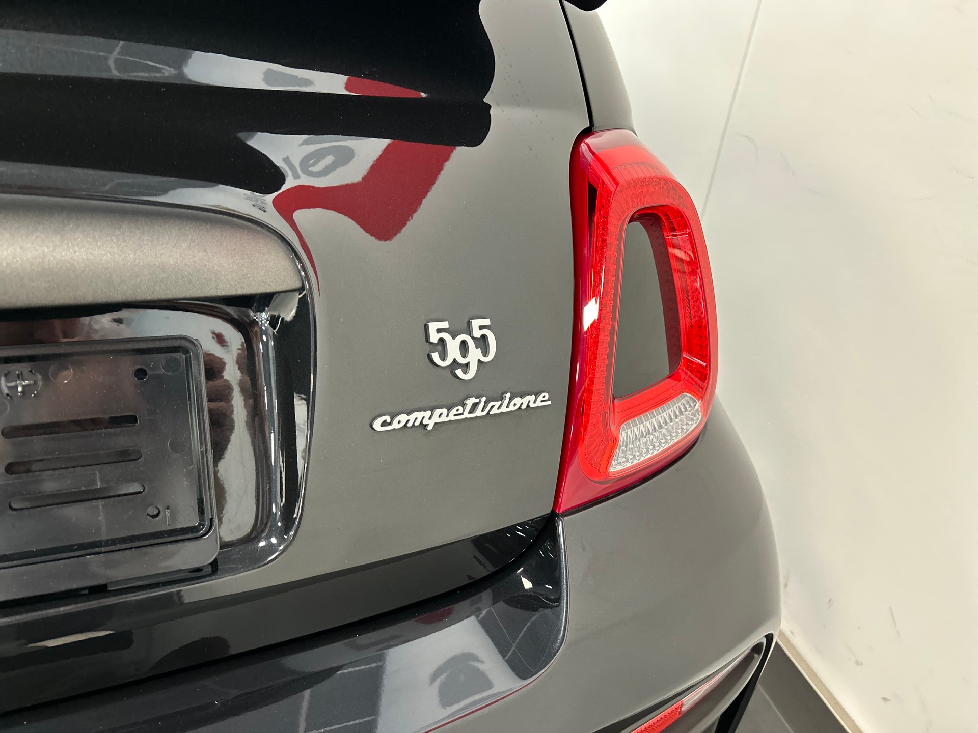 FIAT 595C 1.4 16V Turbo Abarth Competizione-image-28