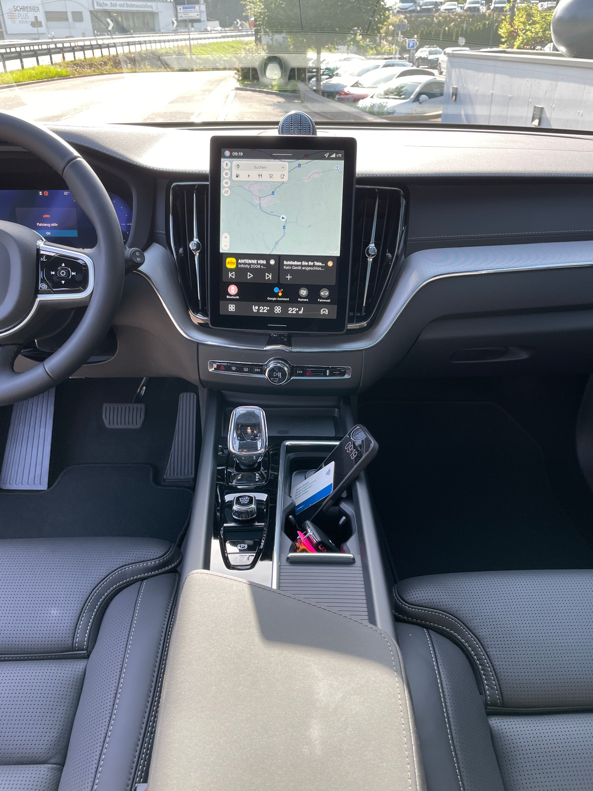 VOLVO XC60 T6 eAWD PluginHybrid Ultra Dark Geartronic-image-20