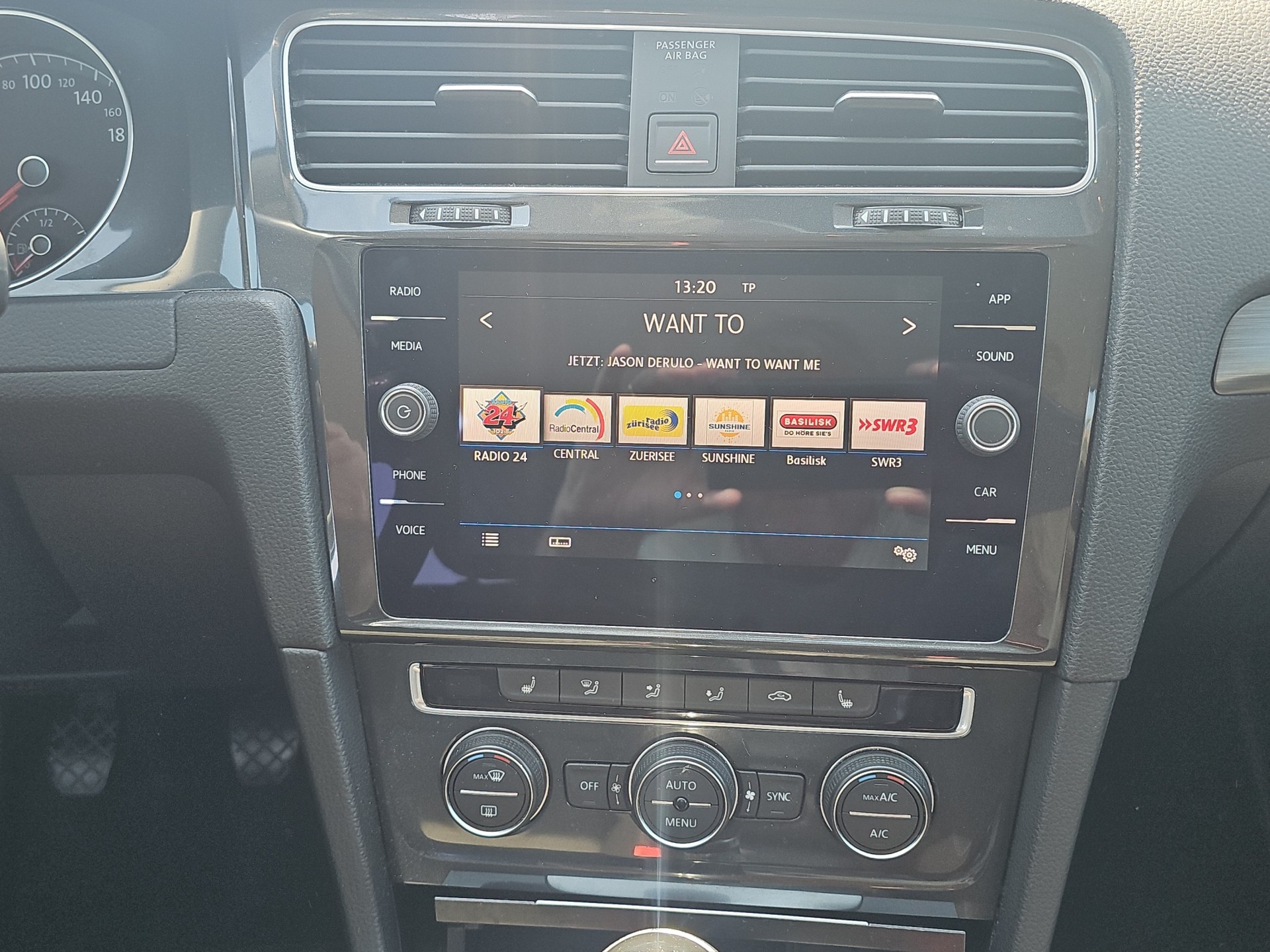 VW Golf 1.5 TSI EVO Comfortline-image-11