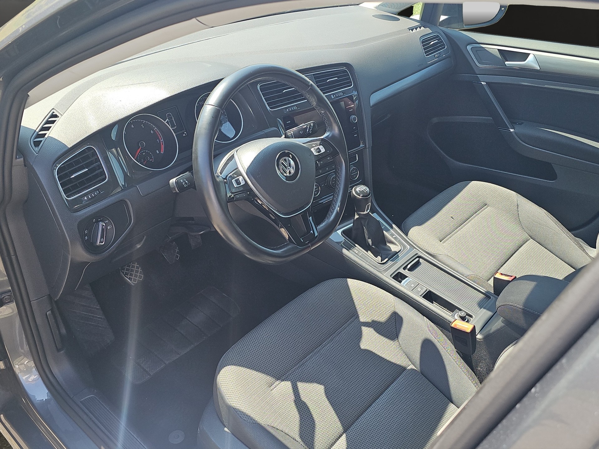 VW Golf 1.5 TSI EVO Comfortline-image-8