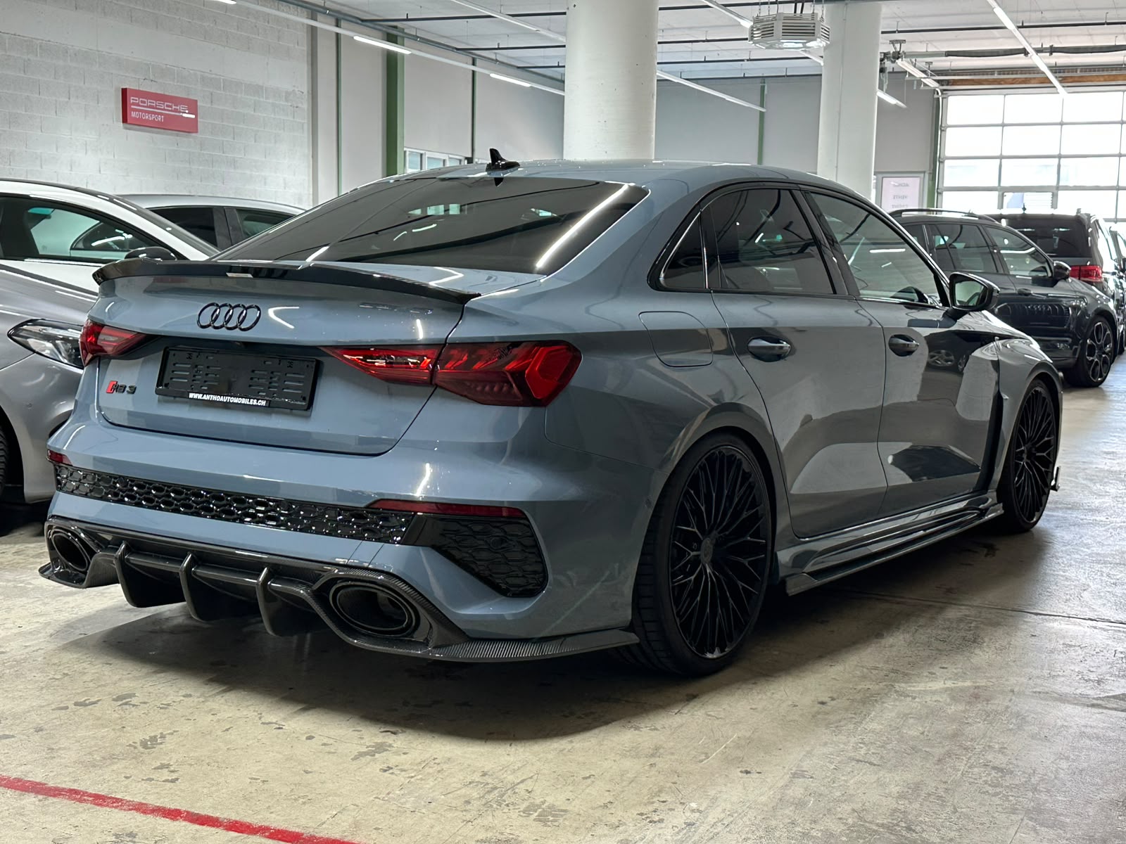AUDI RS3 Limousine 2.5 TSI MTM Quattro S-tronic-image-4