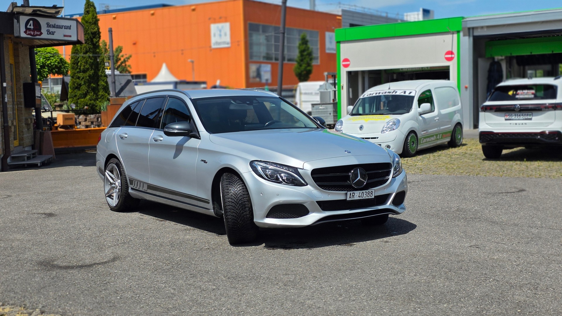 MERCEDES-BENZ C 350 e 7G-Tronic-image-2