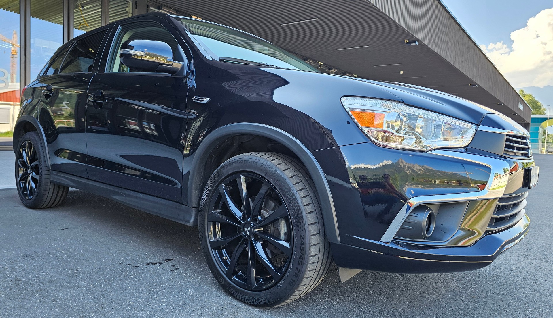 MITSUBISHI ASX 2.2 DID Diamond 4WD Automatic-image-3