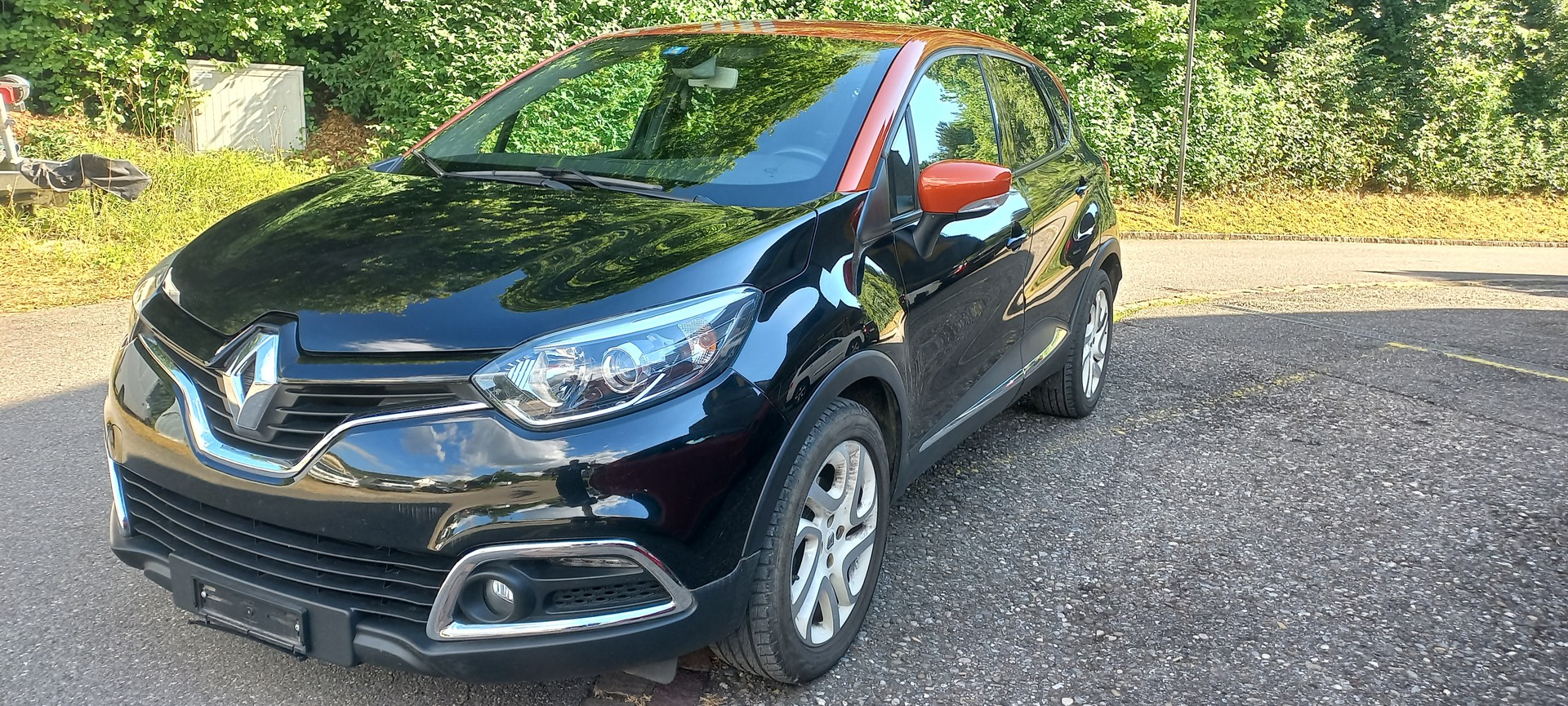 RENAULT Captur 1.2 T 16V Privilège EDC-image-2