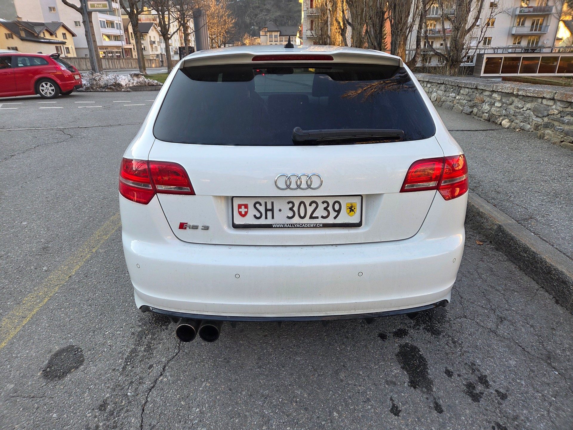 AUDI 2.5 T FSI quattro S-Tronic-image-3