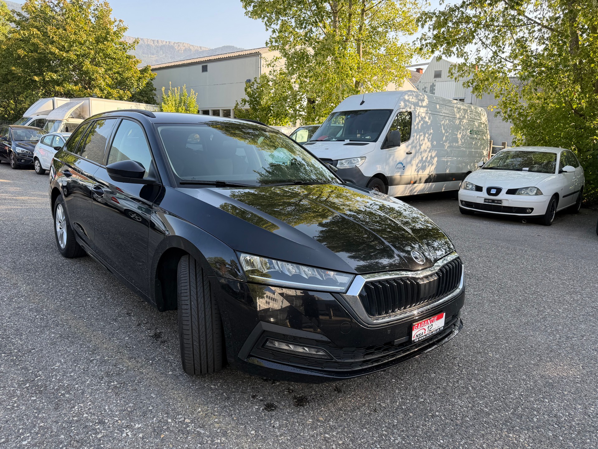 SKODA Octavia Combi 2.0 TDI DSG Ambition 4x4 * Gr. Navi * LED * PDC V&H ** Tempomat * Frisch Ab MFK-image-5