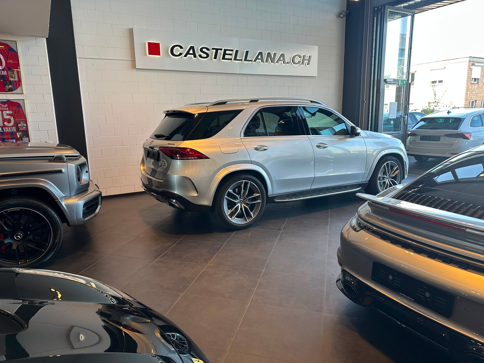 MERCEDES-BENZ GLE 400 d 4Matic 9G-Tronic-image-3