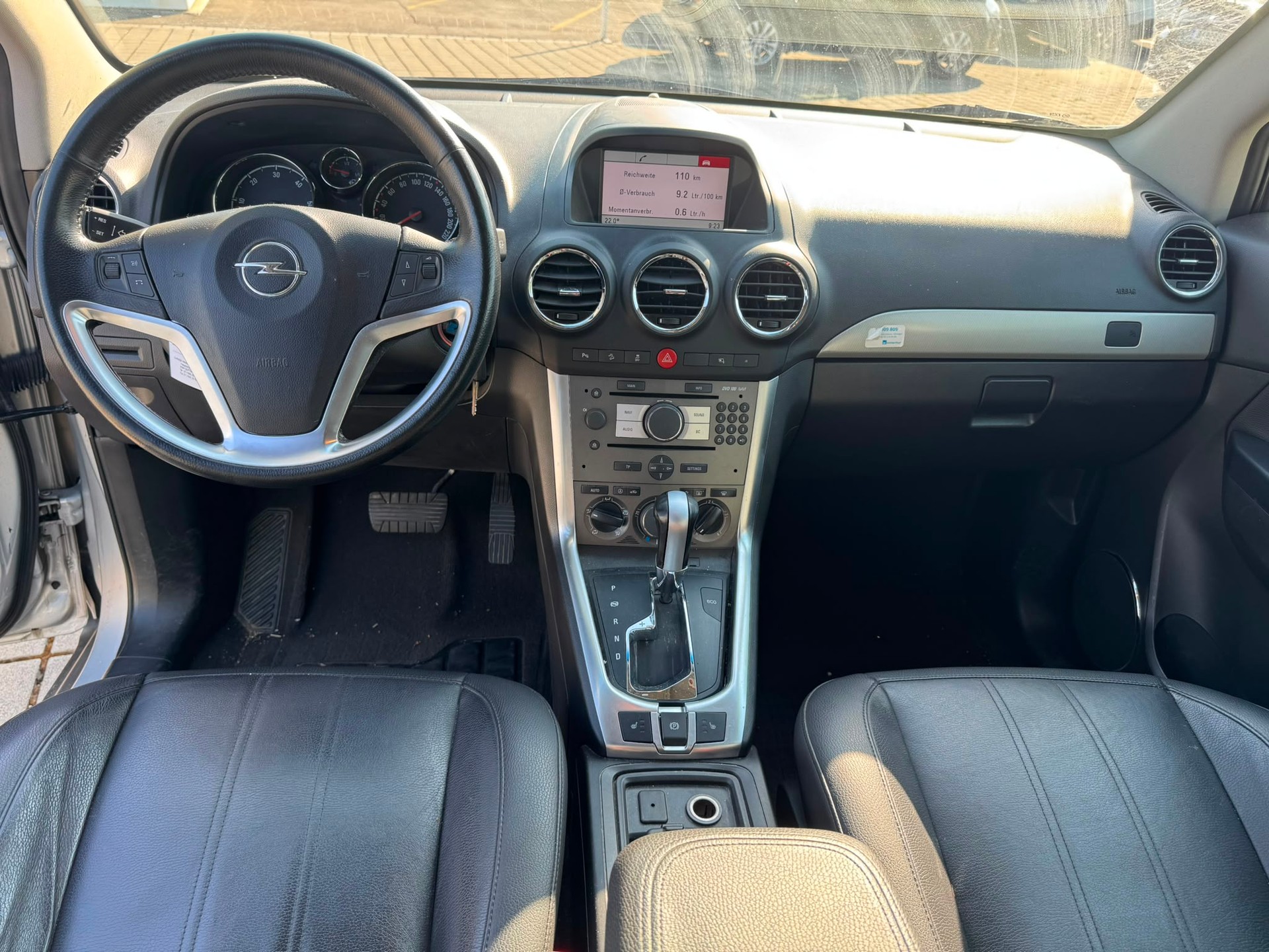 OPEL Antara 2.2 CDTi Cosmo 4WD Automatic-image-9