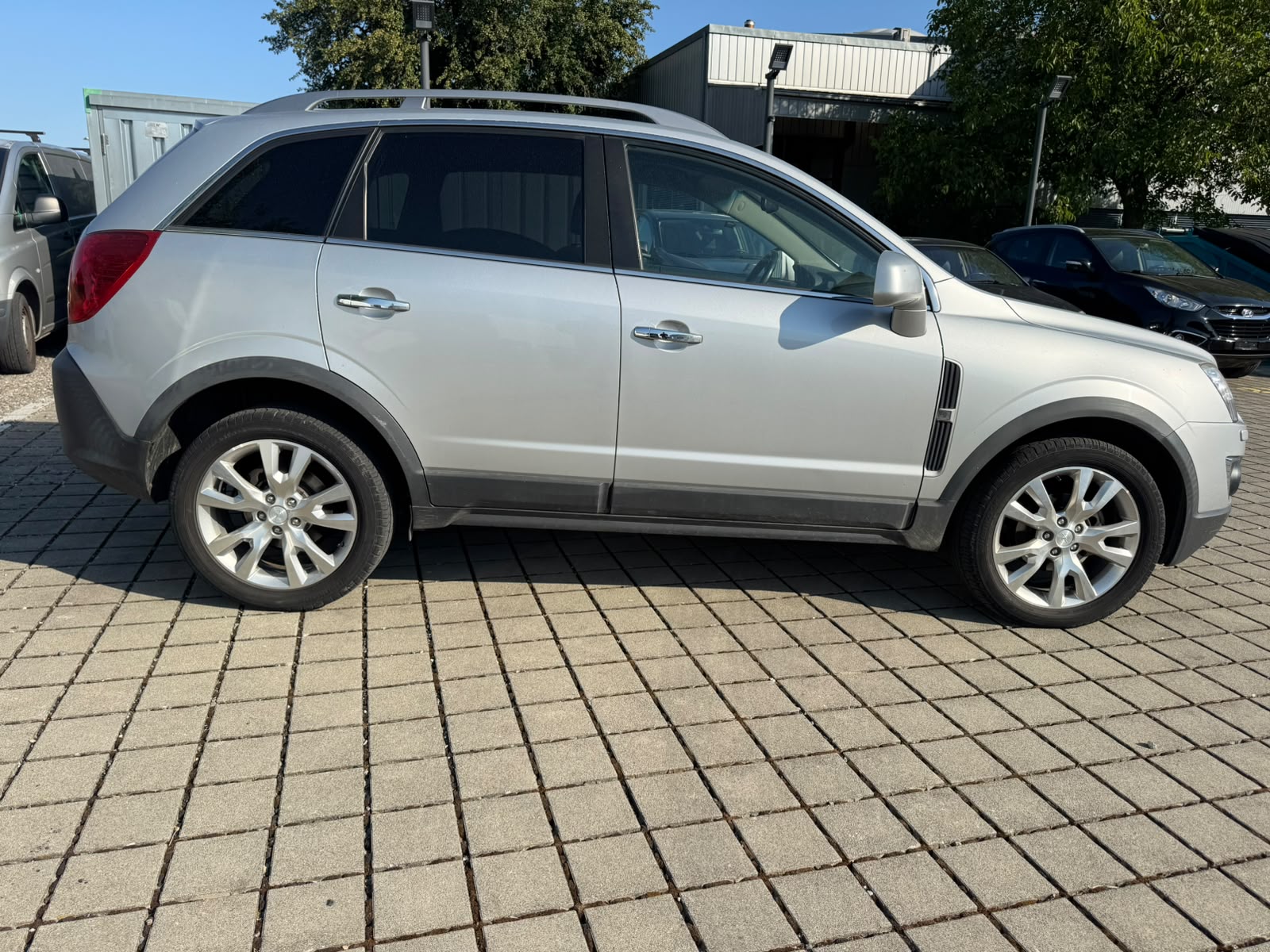 OPEL Antara 2.2 CDTi Cosmo 4WD Automatic-image-4