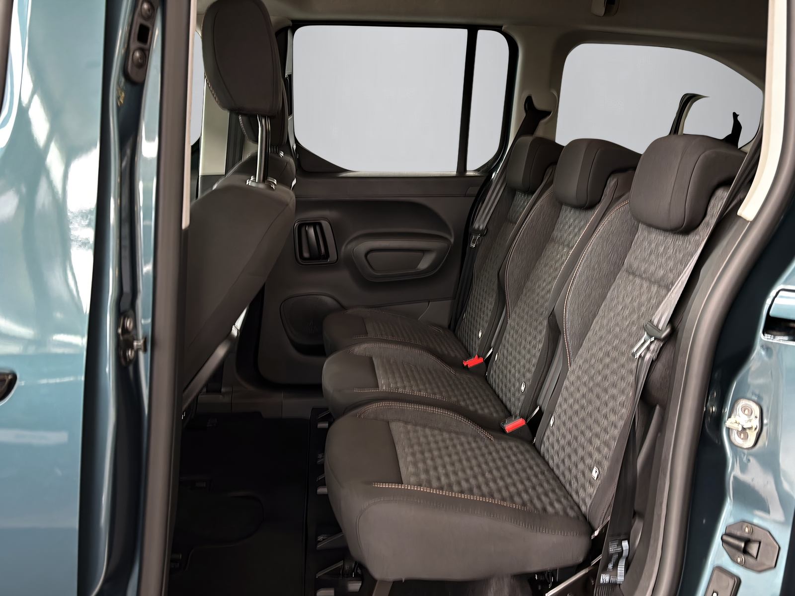 PEUGEOT Rifter Long 1.5 BlueHDi 130 GT-image-6