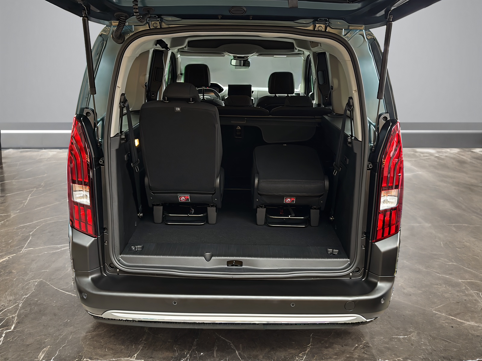 PEUGEOT Rifter Long 1.5 BlueHDi 130 GT-image-10