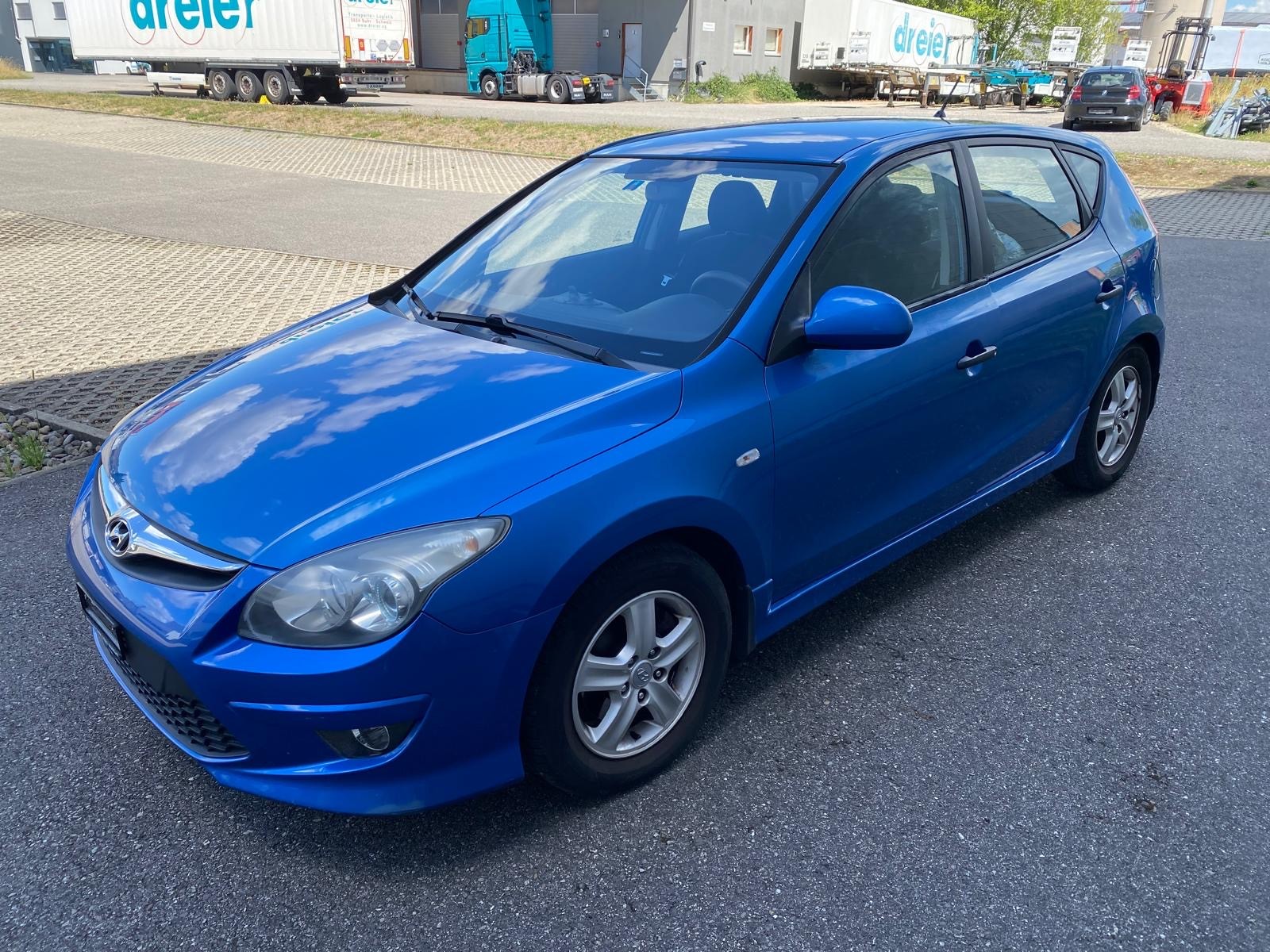 HYUNDAI i30 1.6 CRDi Style-image-0
