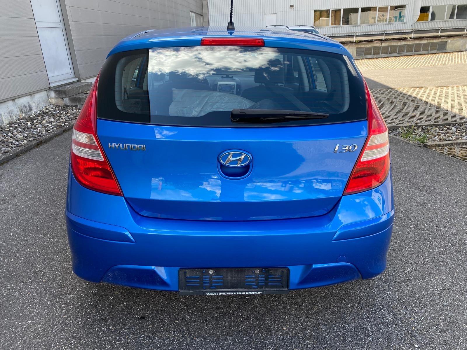 HYUNDAI i30 1.6 CRDi Style-image-3