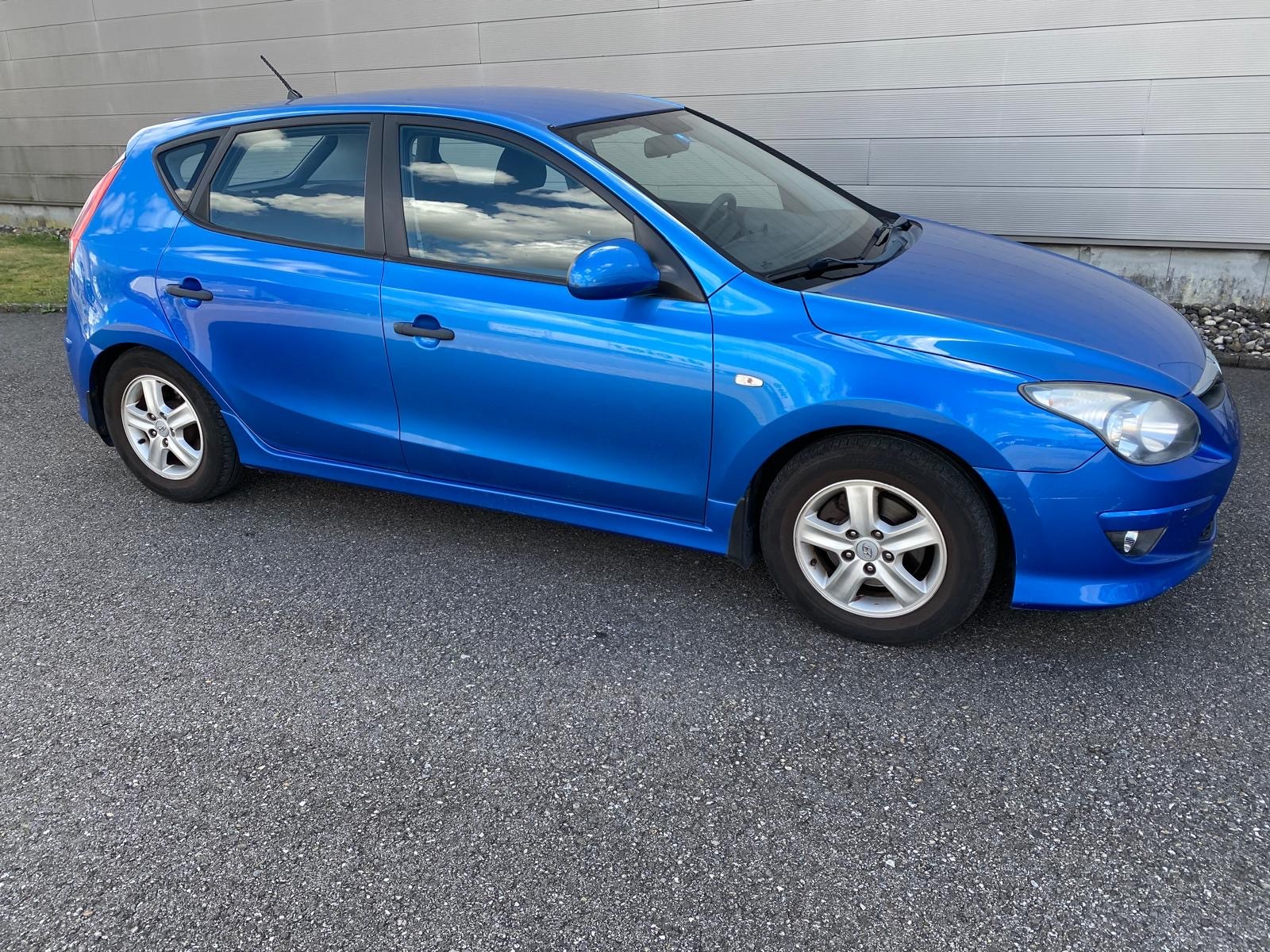 HYUNDAI i30 1.6 CRDi Style-image-10