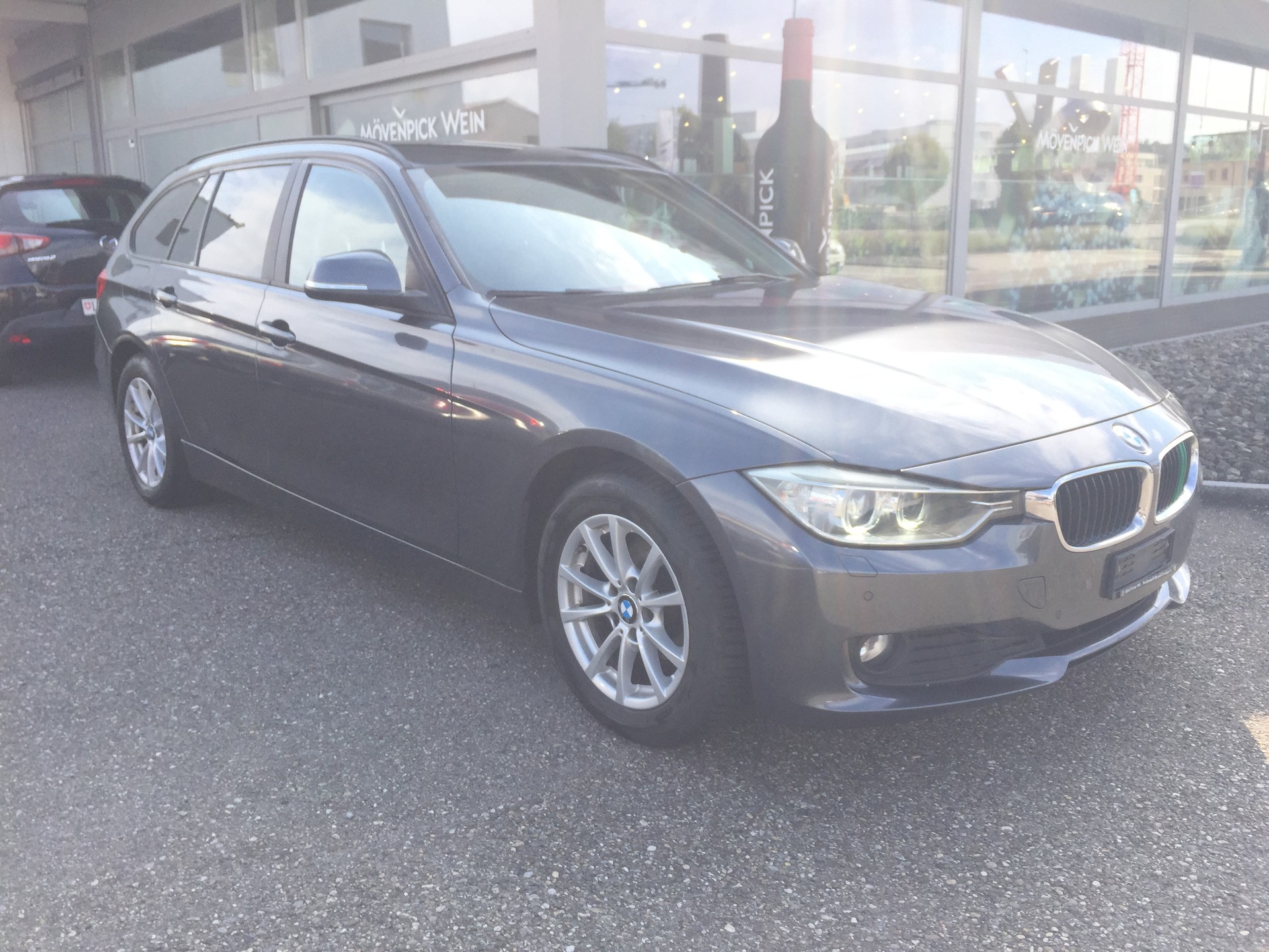 BMW 318d Touring Sport Line Steptronic-image-2