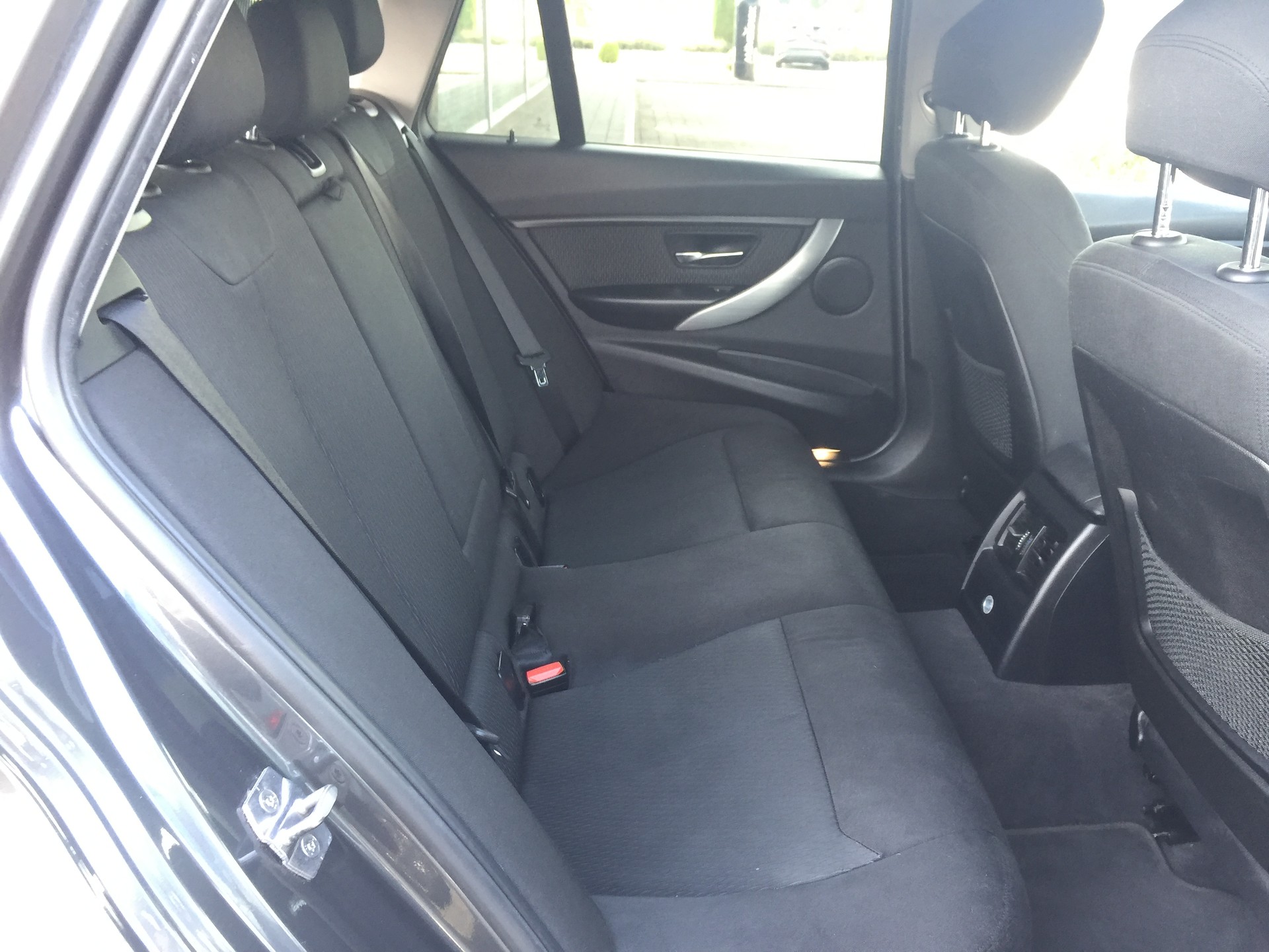 BMW 318d Touring Sport Line Steptronic-image-8